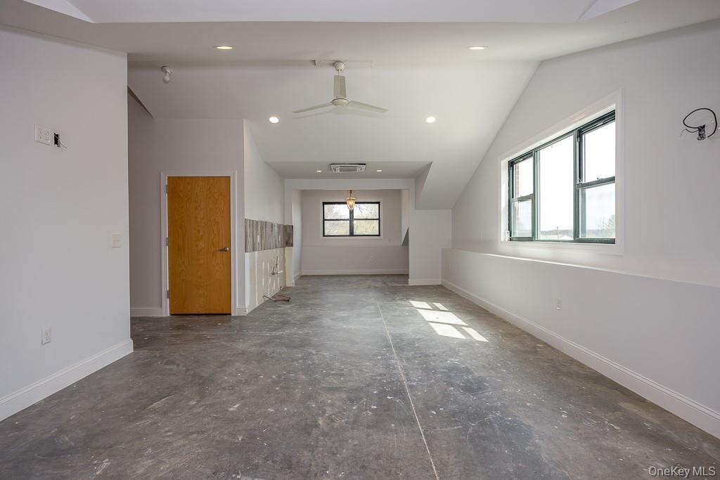 1 Teneyck Street Property Photo 38