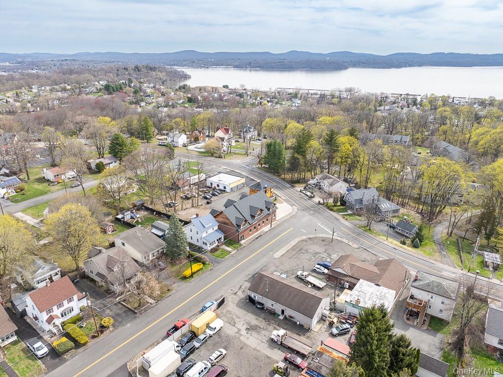 1 Teneyck Street Property Photo 47