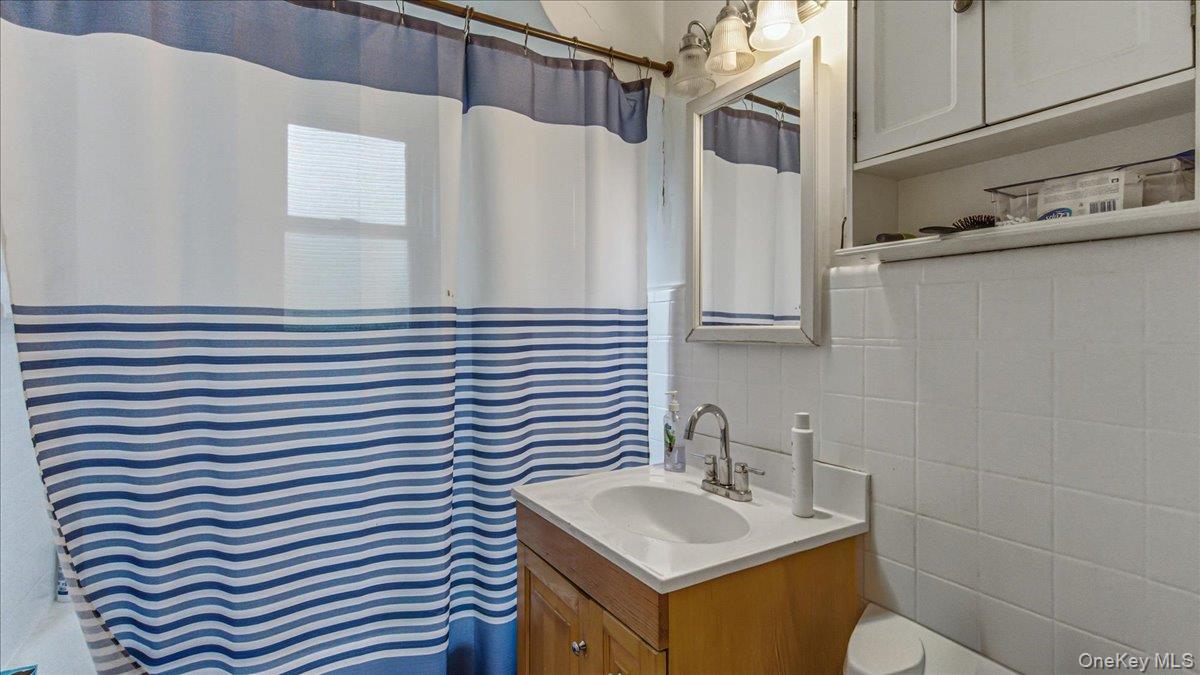 6402 Ellwell Crescent Property Photo 12