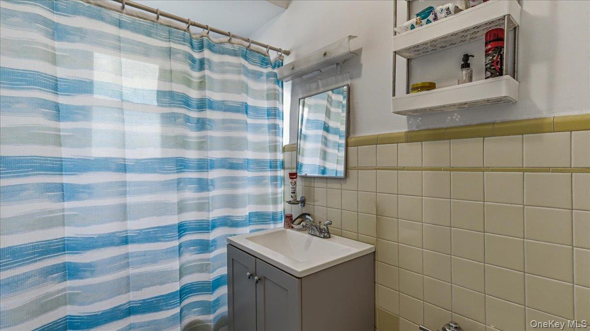 6402 Ellwell Crescent Property Photo 27