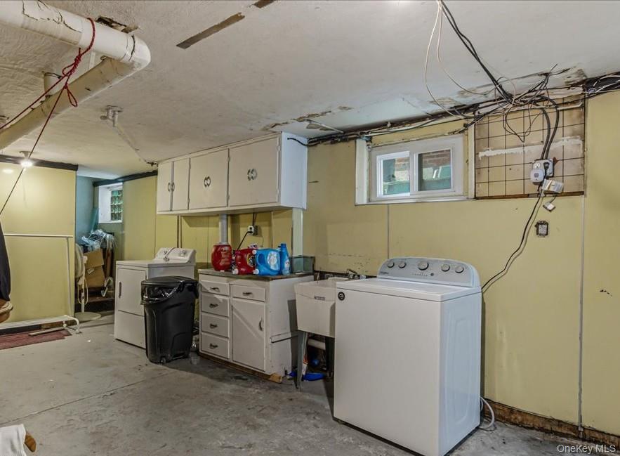 6402 Ellwell Crescent Property Photo 34