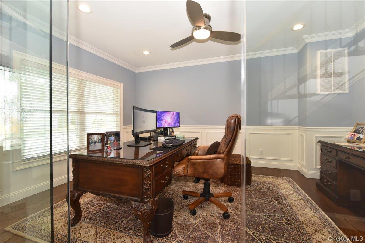 2150 Van Nostrand Avenue Property Photo 13