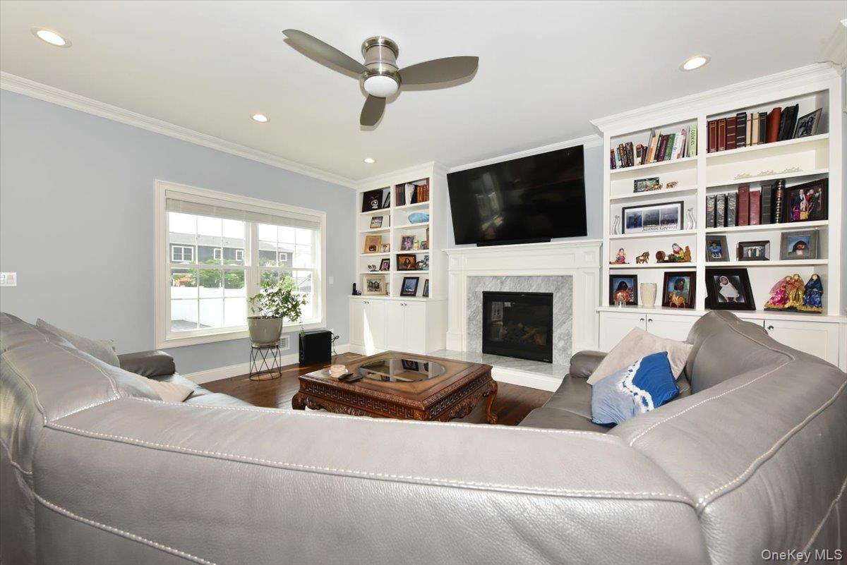 2150 Van Nostrand Avenue Property Photo 16