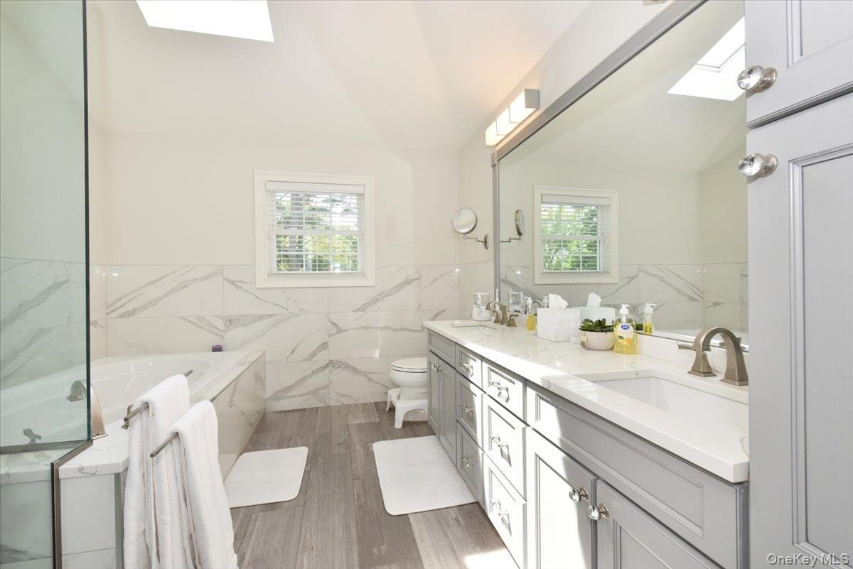 2150 Van Nostrand Avenue Property Photo 29