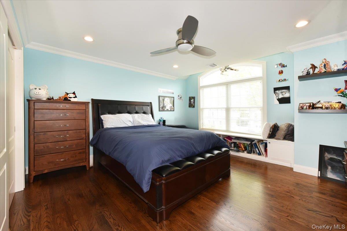 2150 Van Nostrand Avenue Property Photo 31