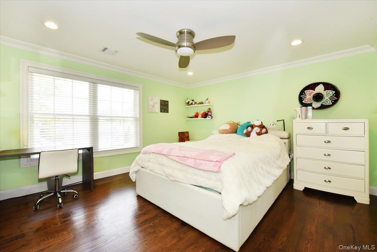 2150 Van Nostrand Avenue Property Photo 32