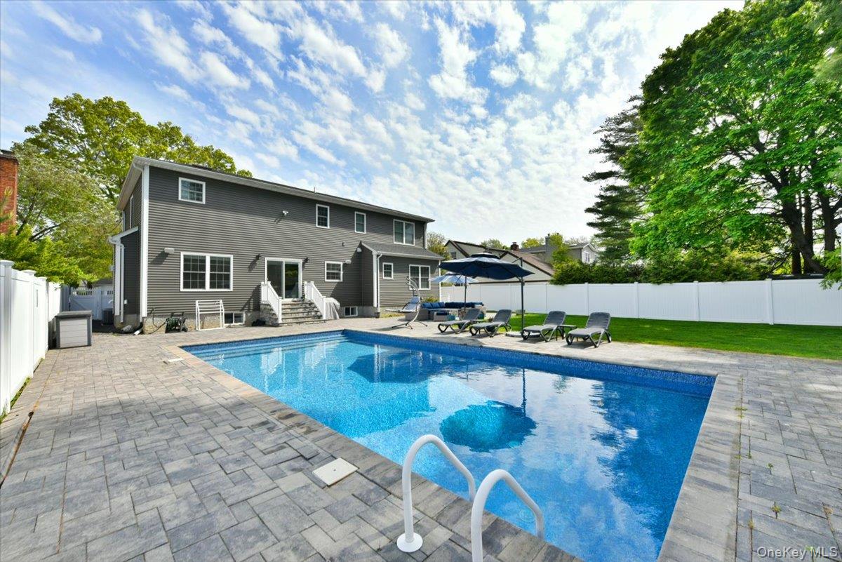 2150 Van Nostrand Avenue Property Photo 44