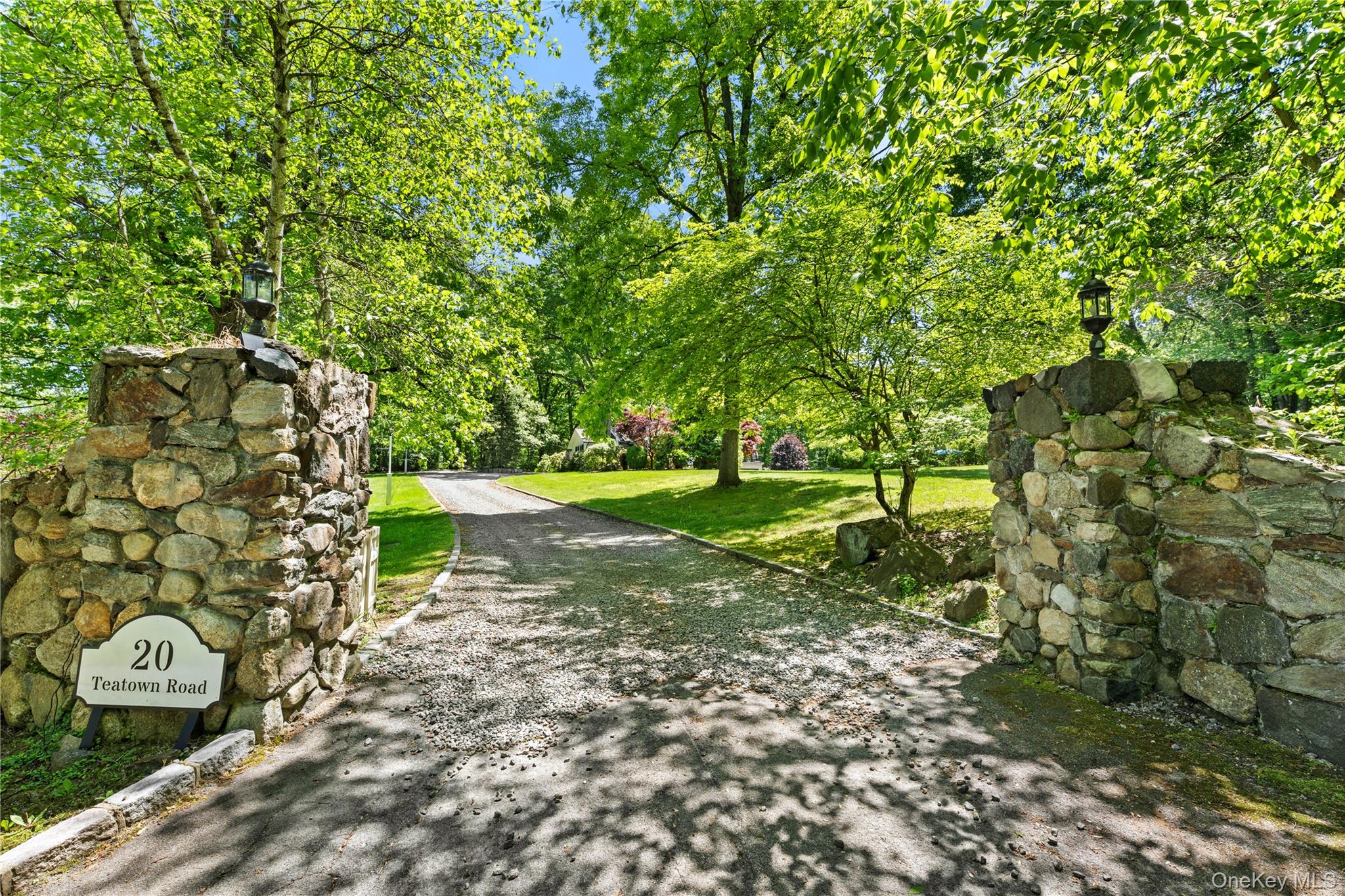 20 Teatown Road Property Photo 3