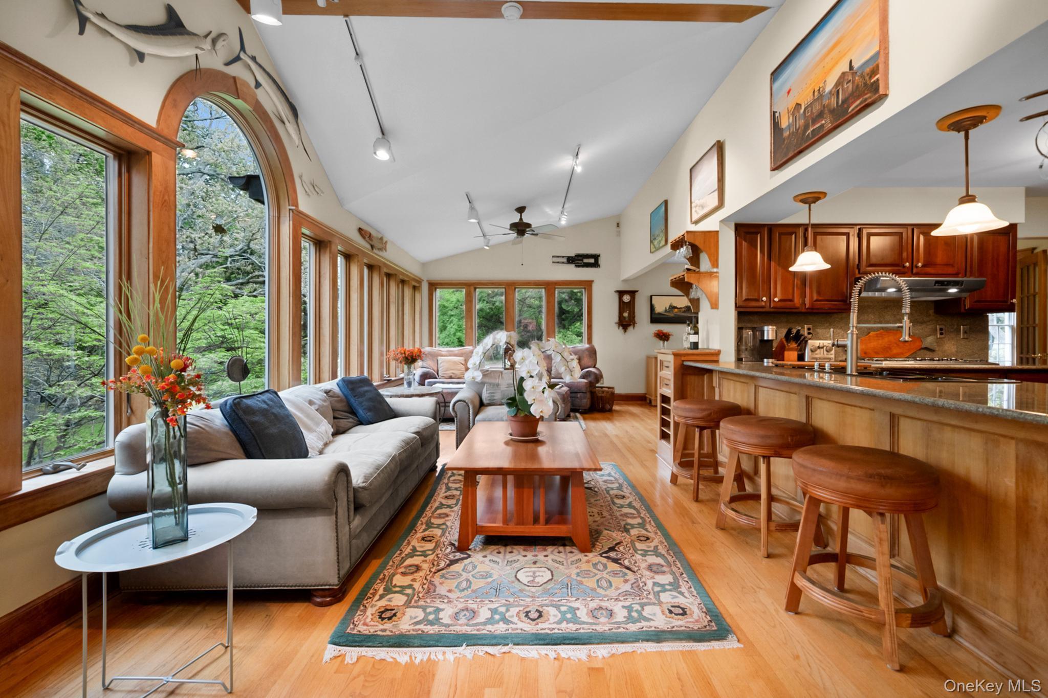 6 Prairie Lane Property Photo 5