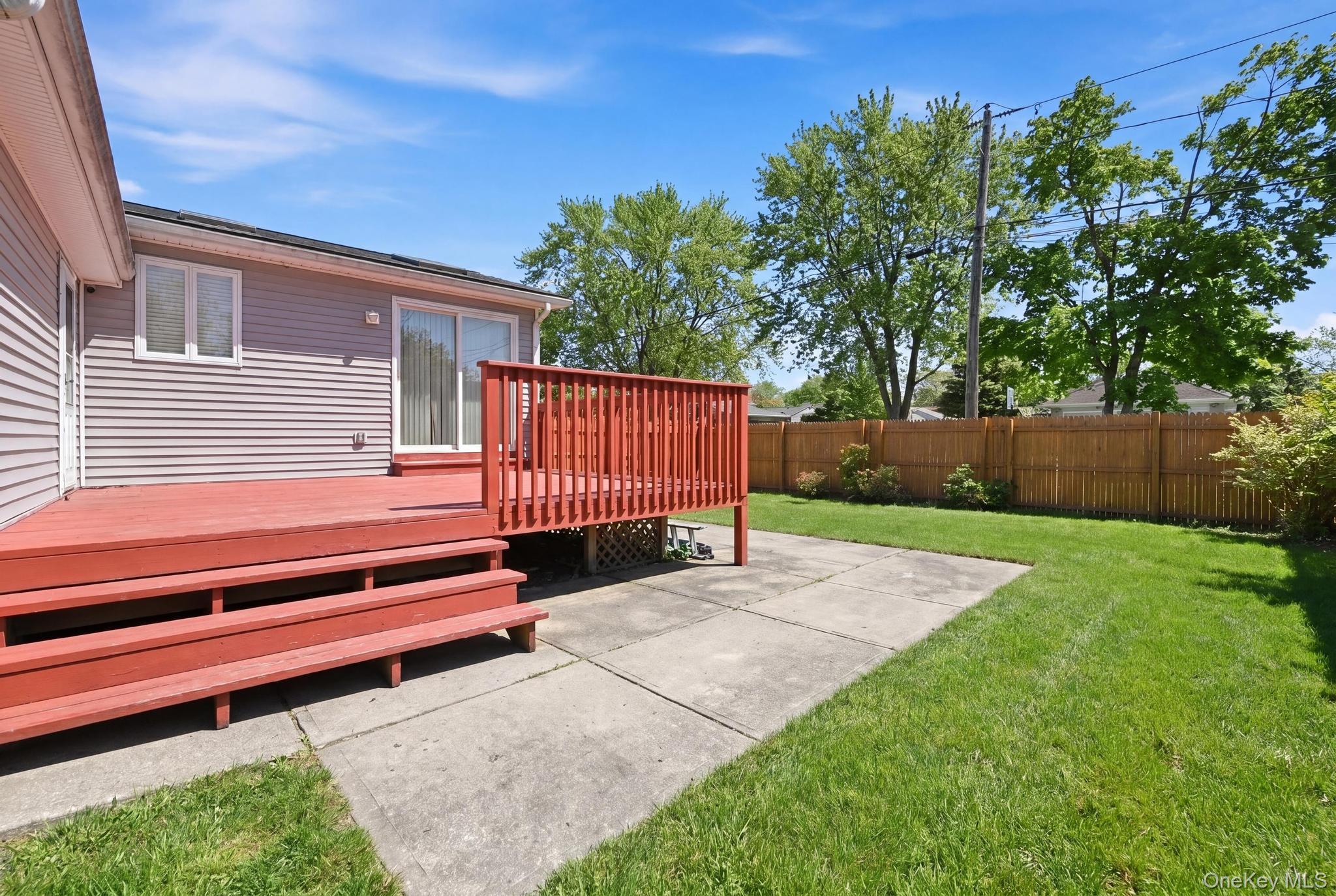 683 Broadway Property Photo 11