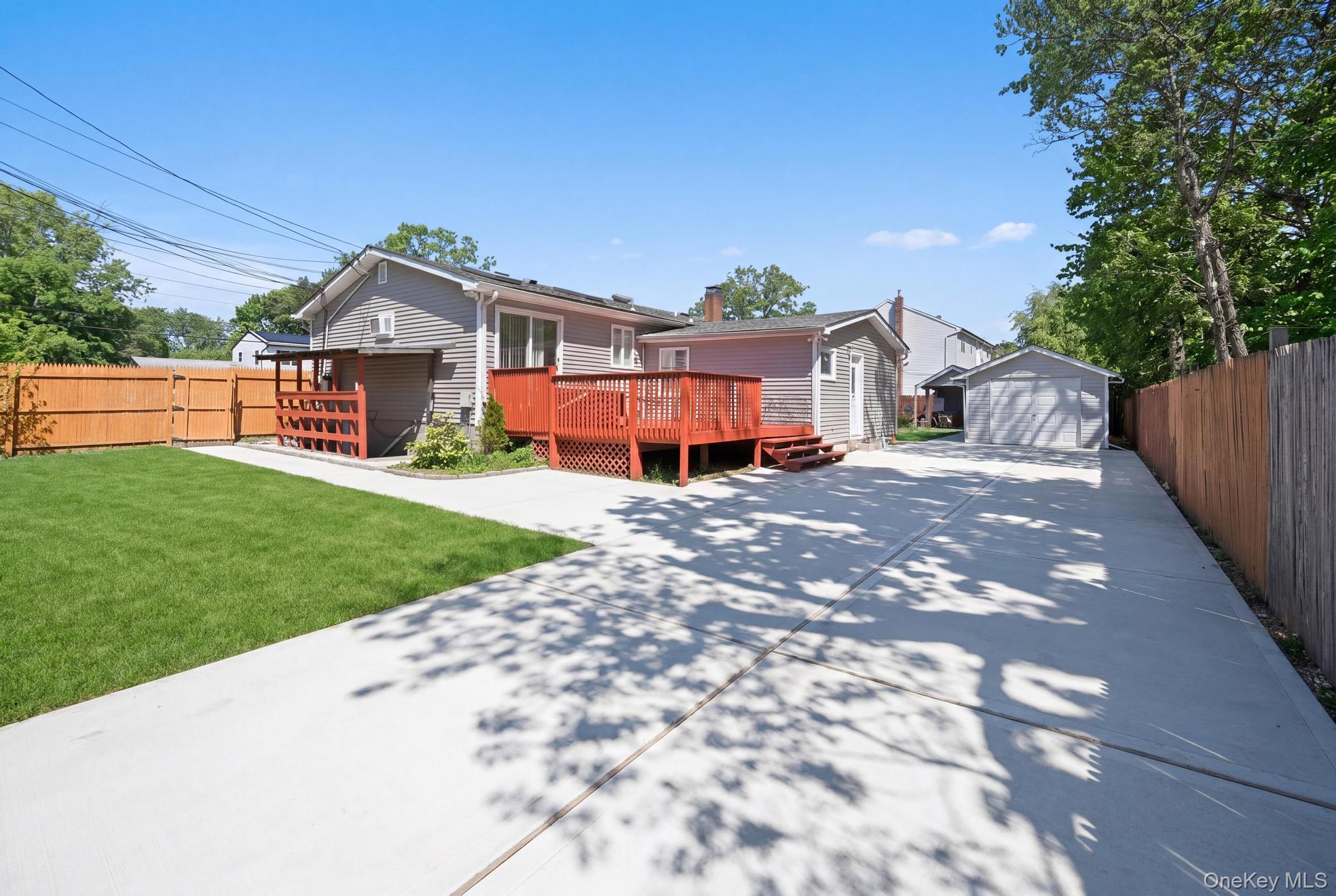 683 Broadway Property Photo 16