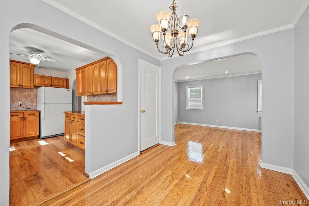 134 E Dover Street Property Photo 8