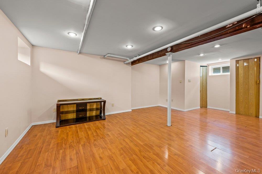 134 E Dover Street Property Photo 25