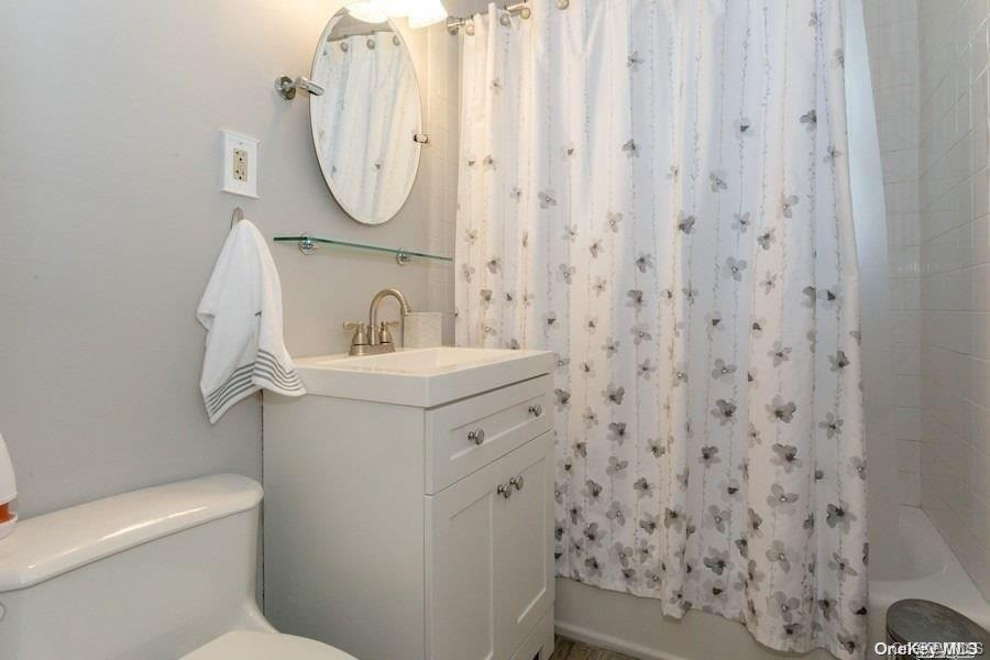 1213 E Broadway B24 Property Photo 16