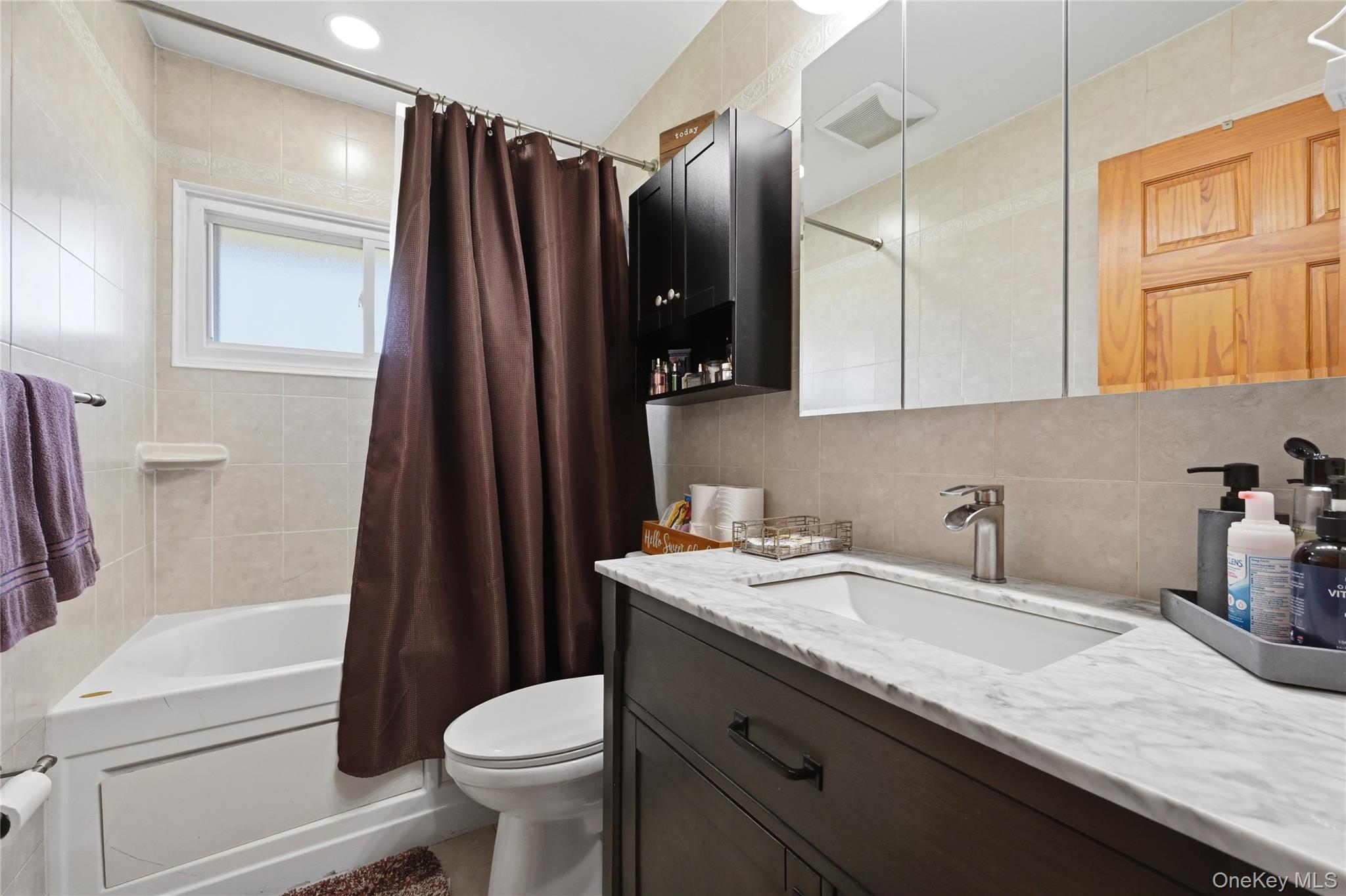 2 Tallow Lane Property Photo 10