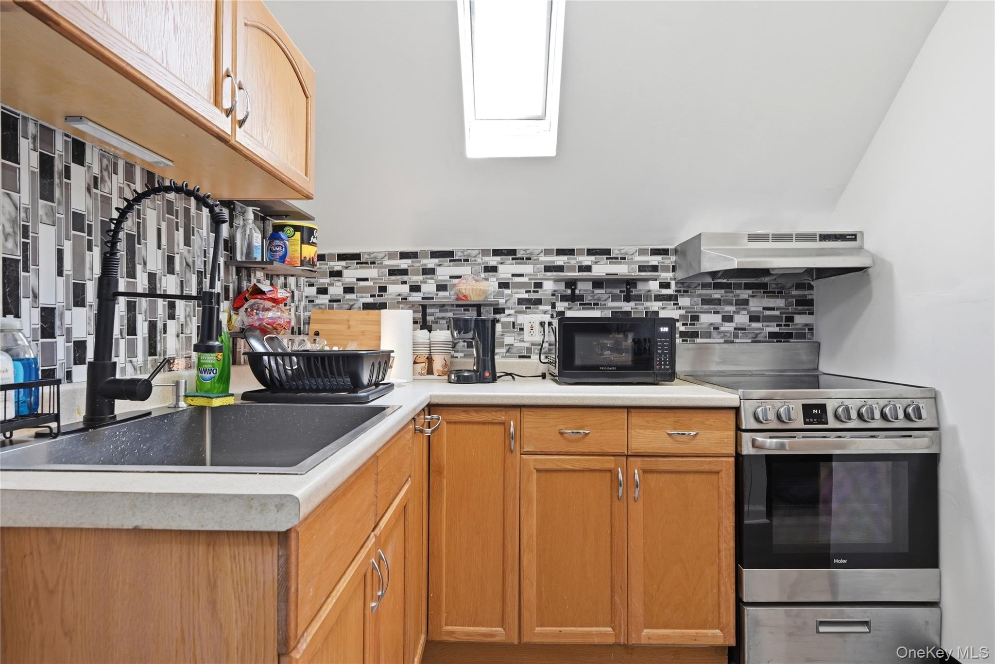 2 Tallow Lane Property Photo 16