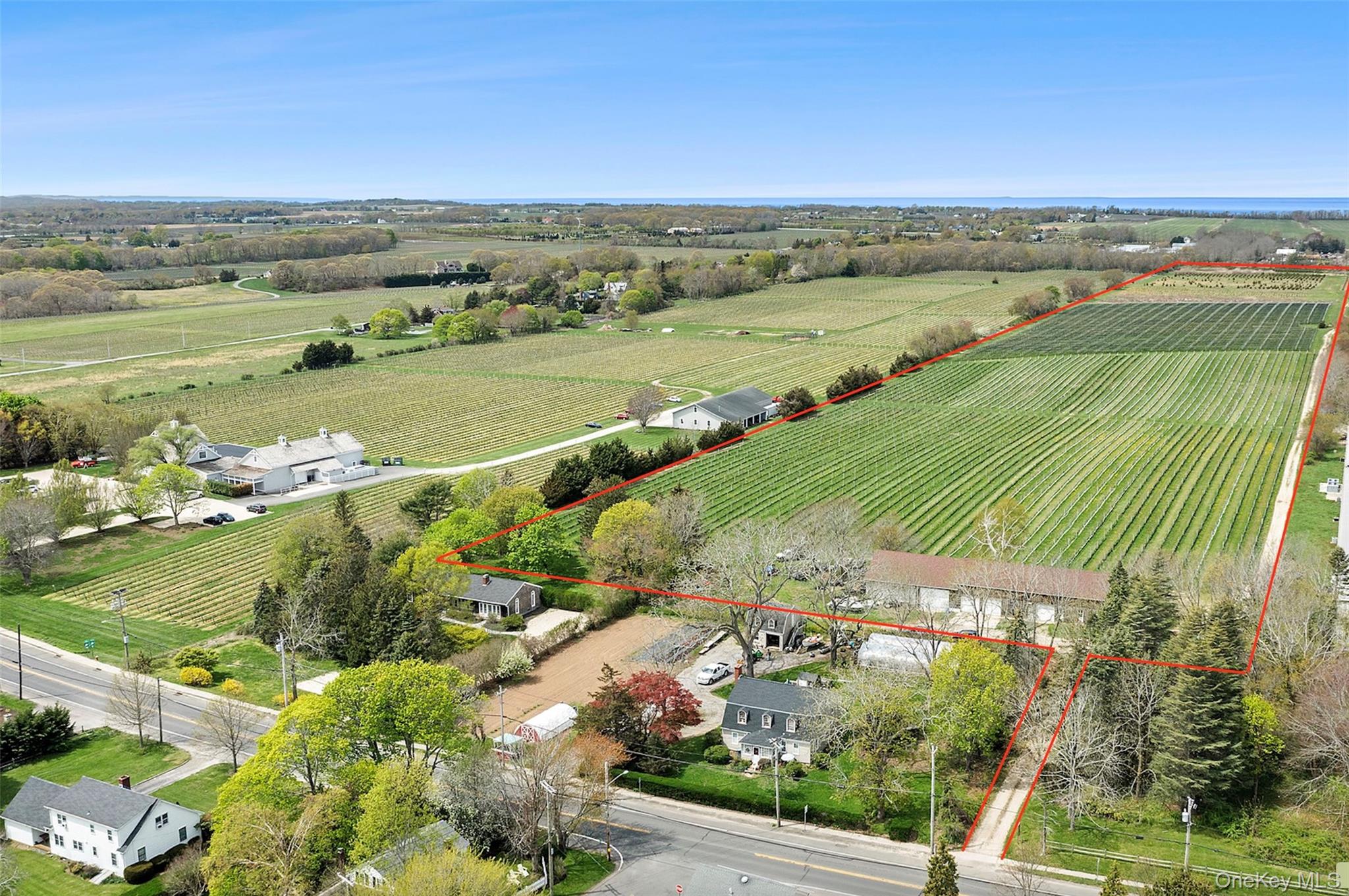 37025 Main Road Property Photo 1