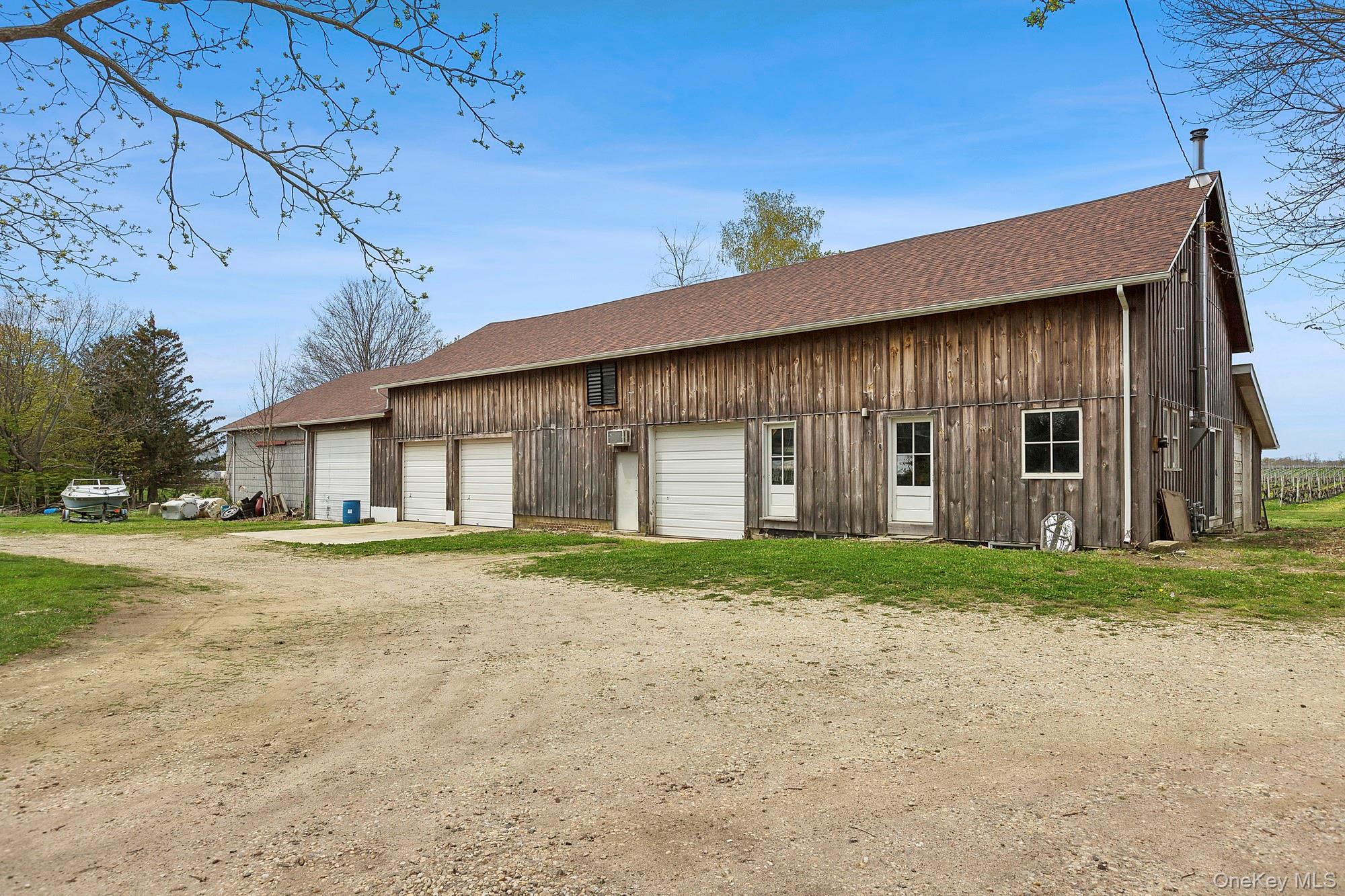 37025 Main Road Property Photo 5
