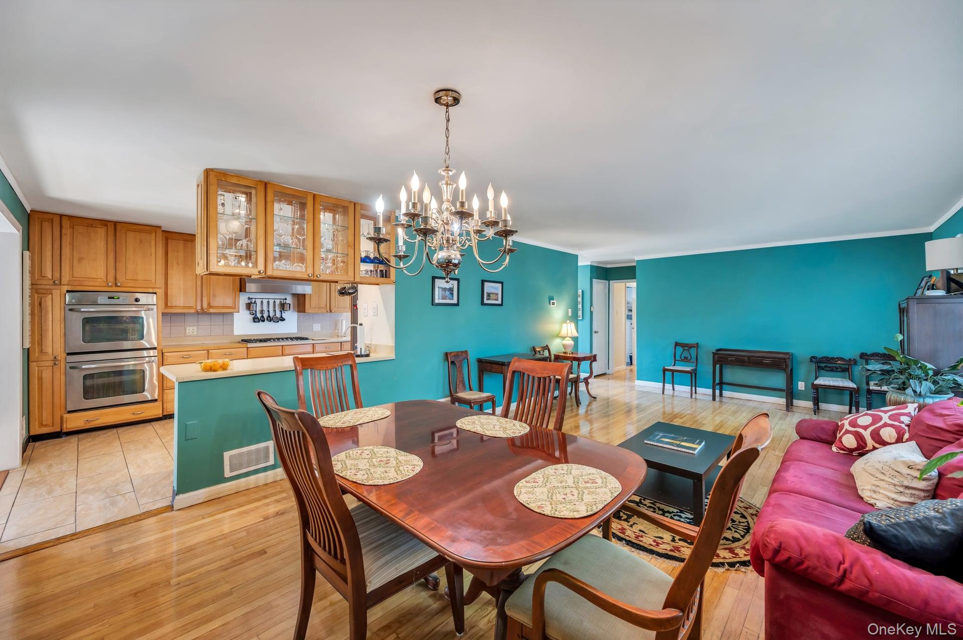 729 Ent Avenue Property Photo 14