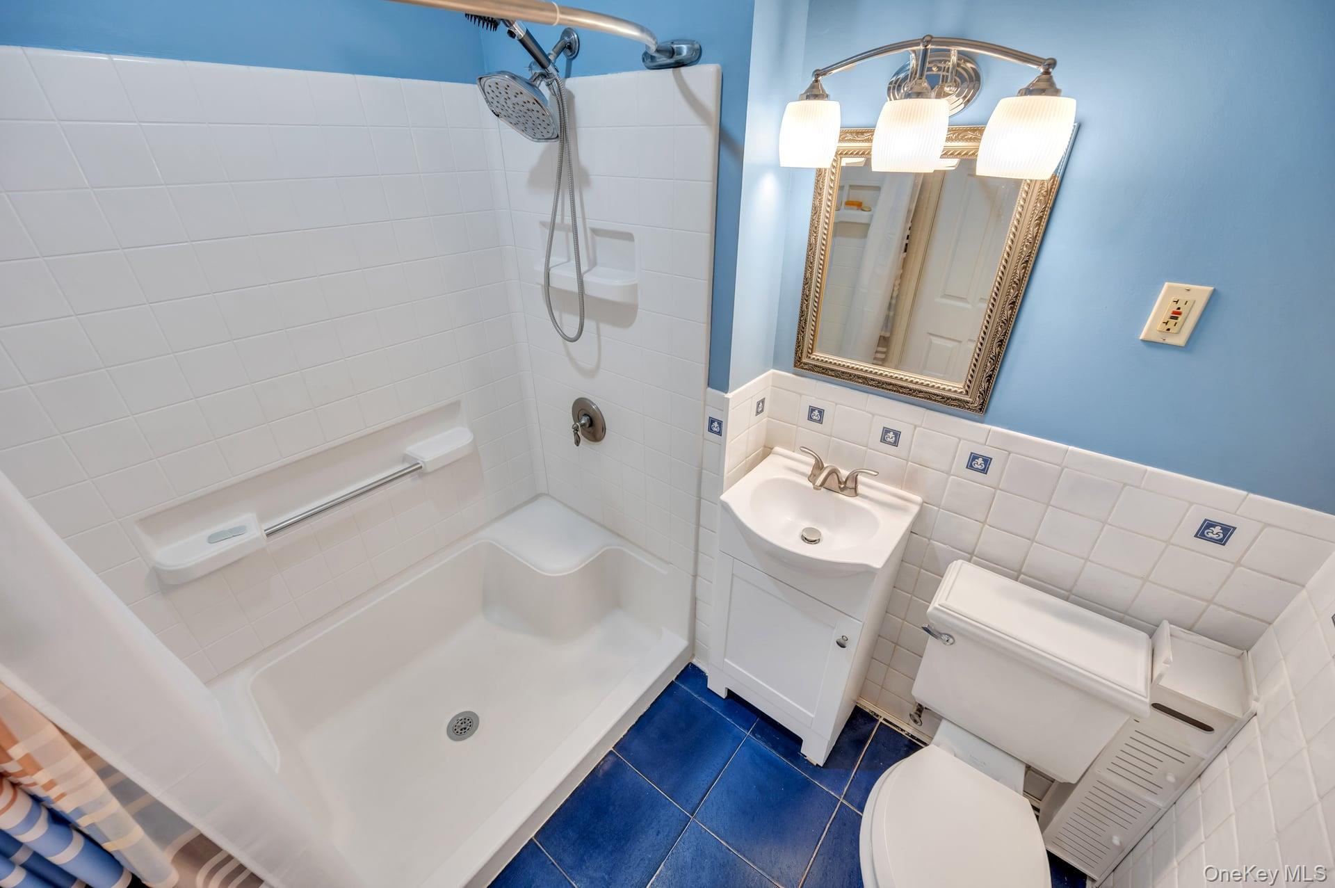 729 Ent Avenue Property Photo 32