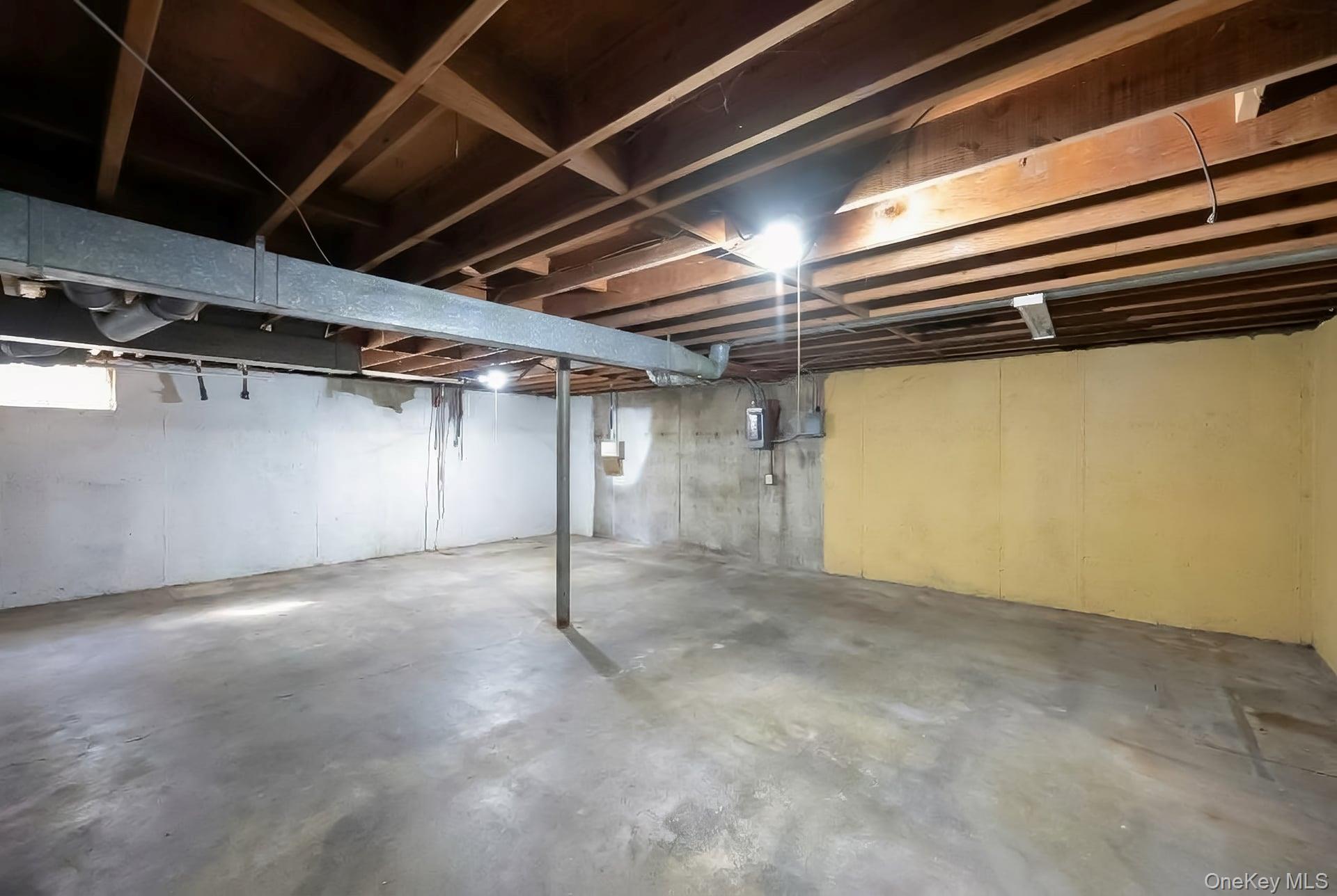 729 Ent Avenue Property Photo 37