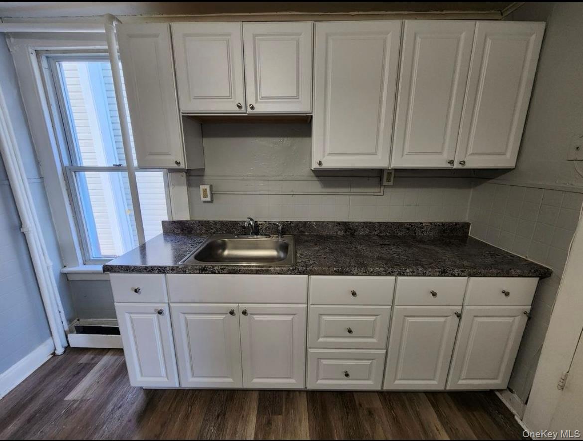 6 Zimmer Avenue Property Photo 2