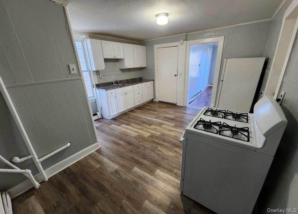 6 Zimmer Avenue Property Photo 3
