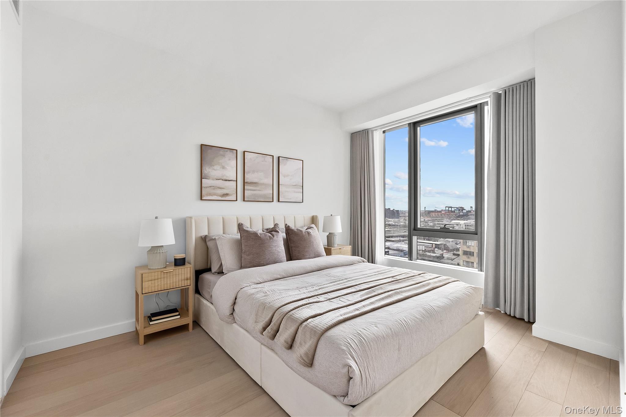 33-71 Prince Street 13d Property Photo 12
