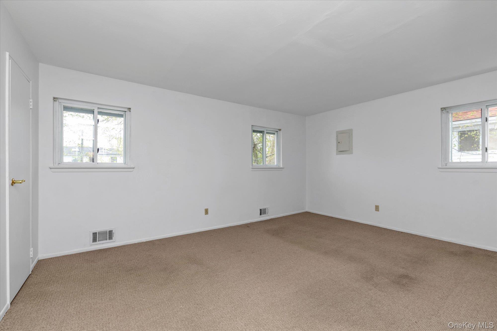 2461 Merrick Avenue Property Photo 12