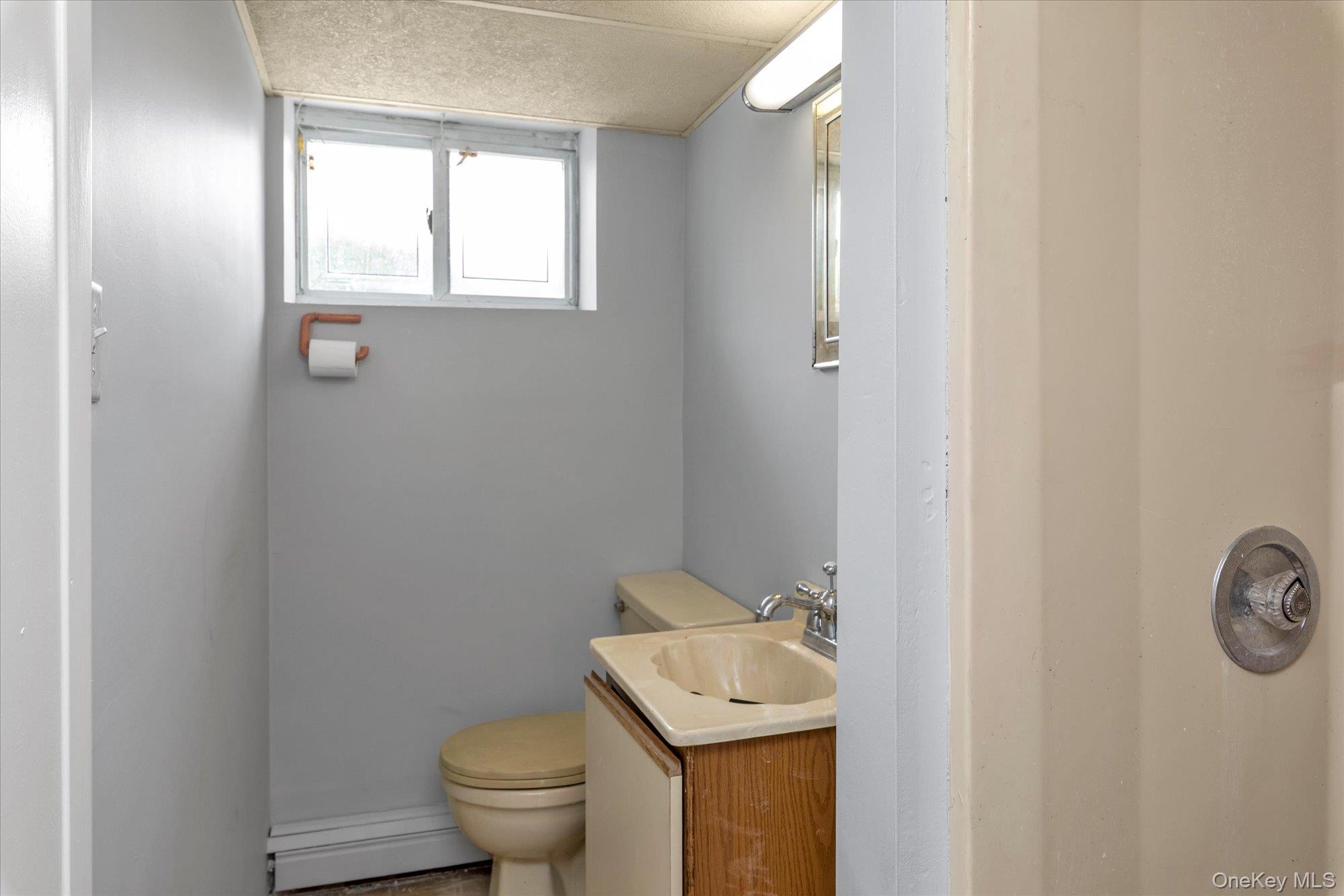 2461 Merrick Avenue Property Photo 25
