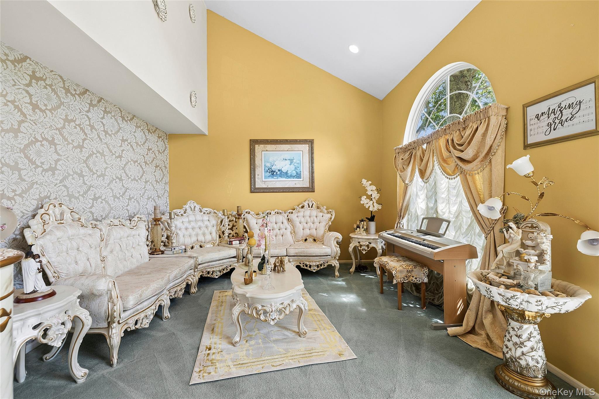 16 Winterberry Drive Property Photo 13