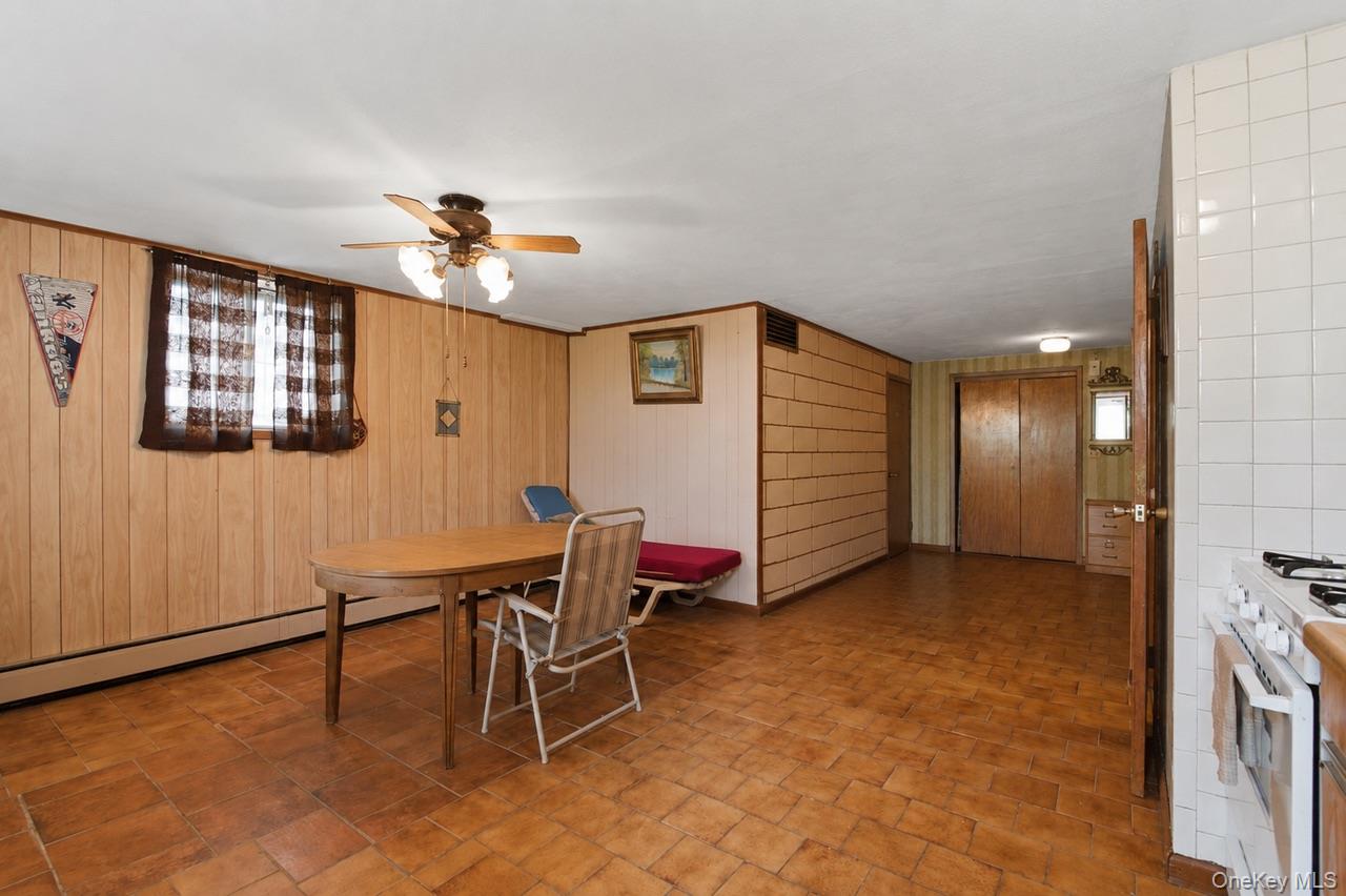 1056 Swinton Avenue Property Photo 19