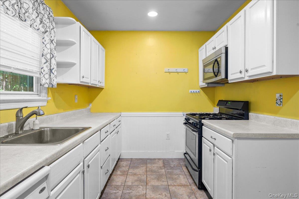 169 Dupont Avenue Property Photo 4