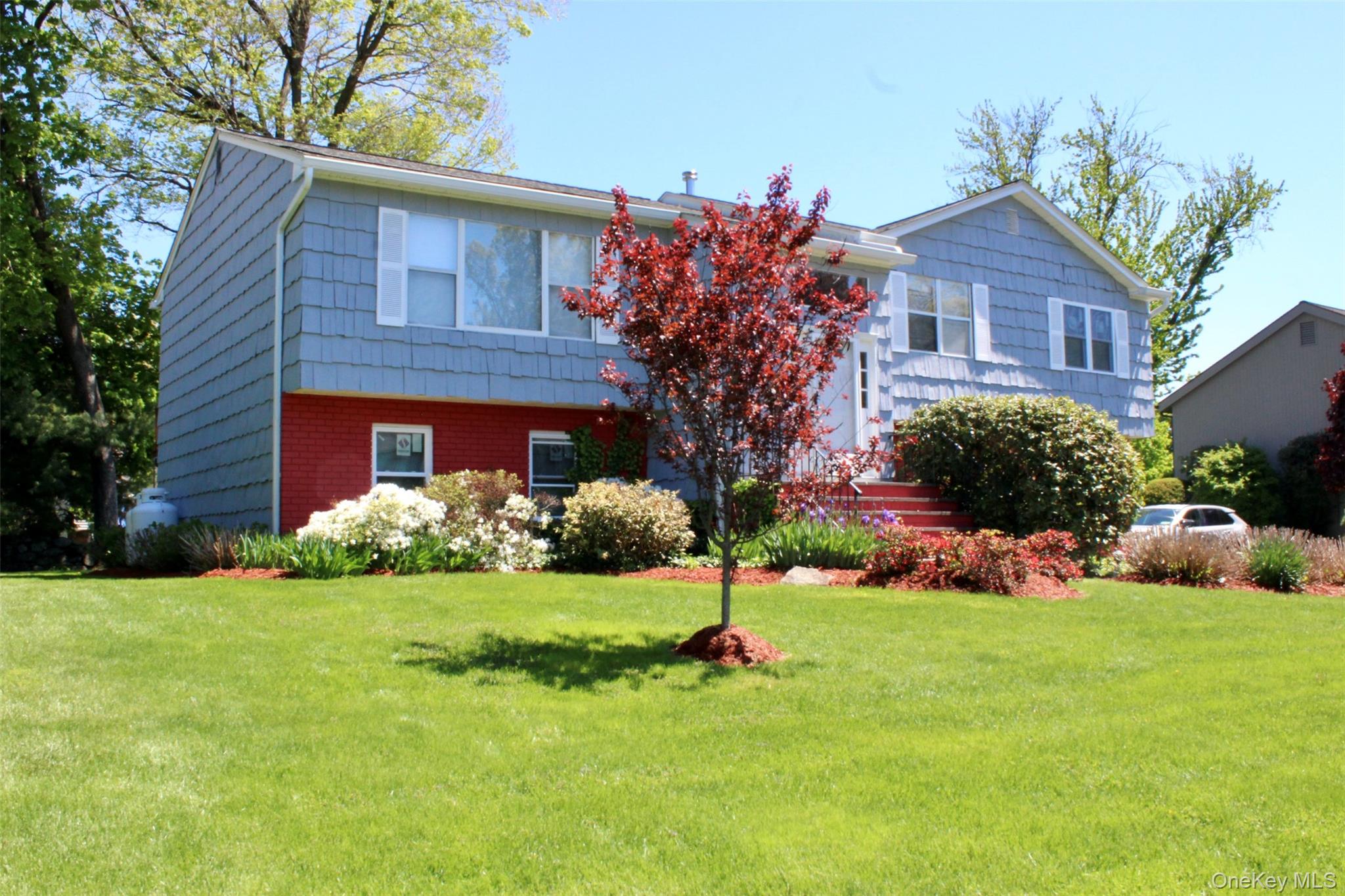 27 Skyview Lane Property Photo 1