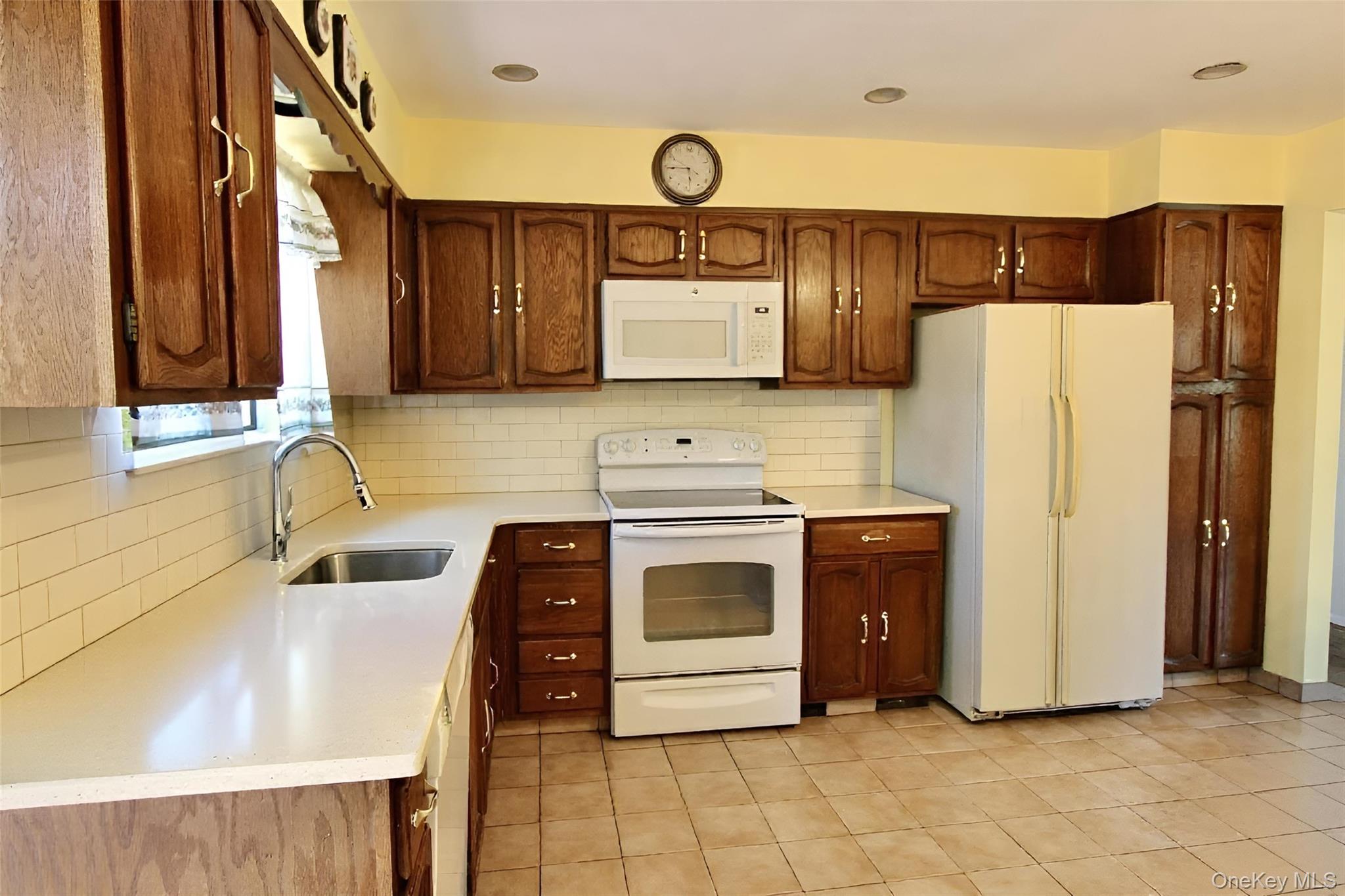 27 Skyview Lane Property Photo 5