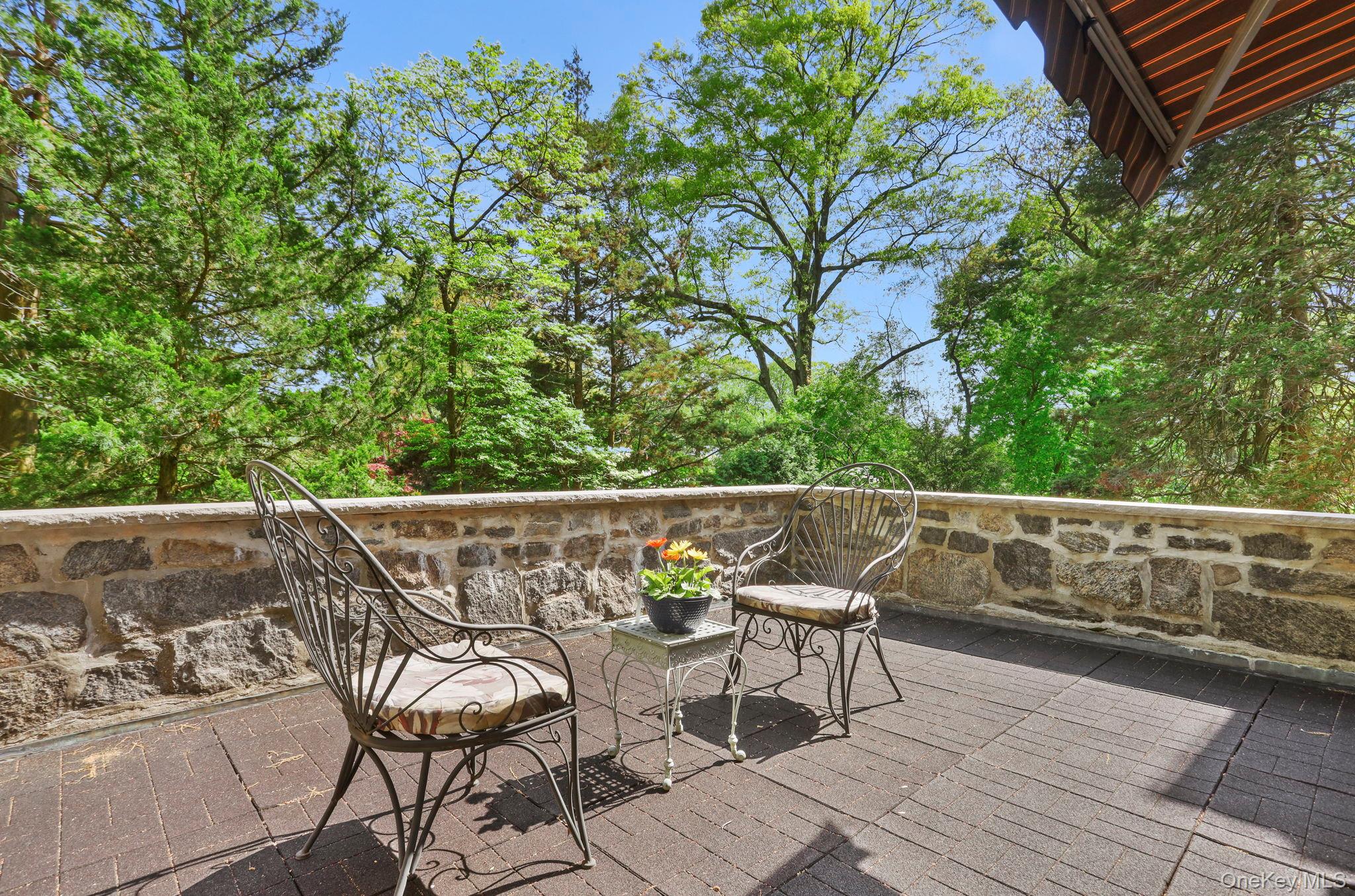 66 Caterson Terrace Property Photo 32