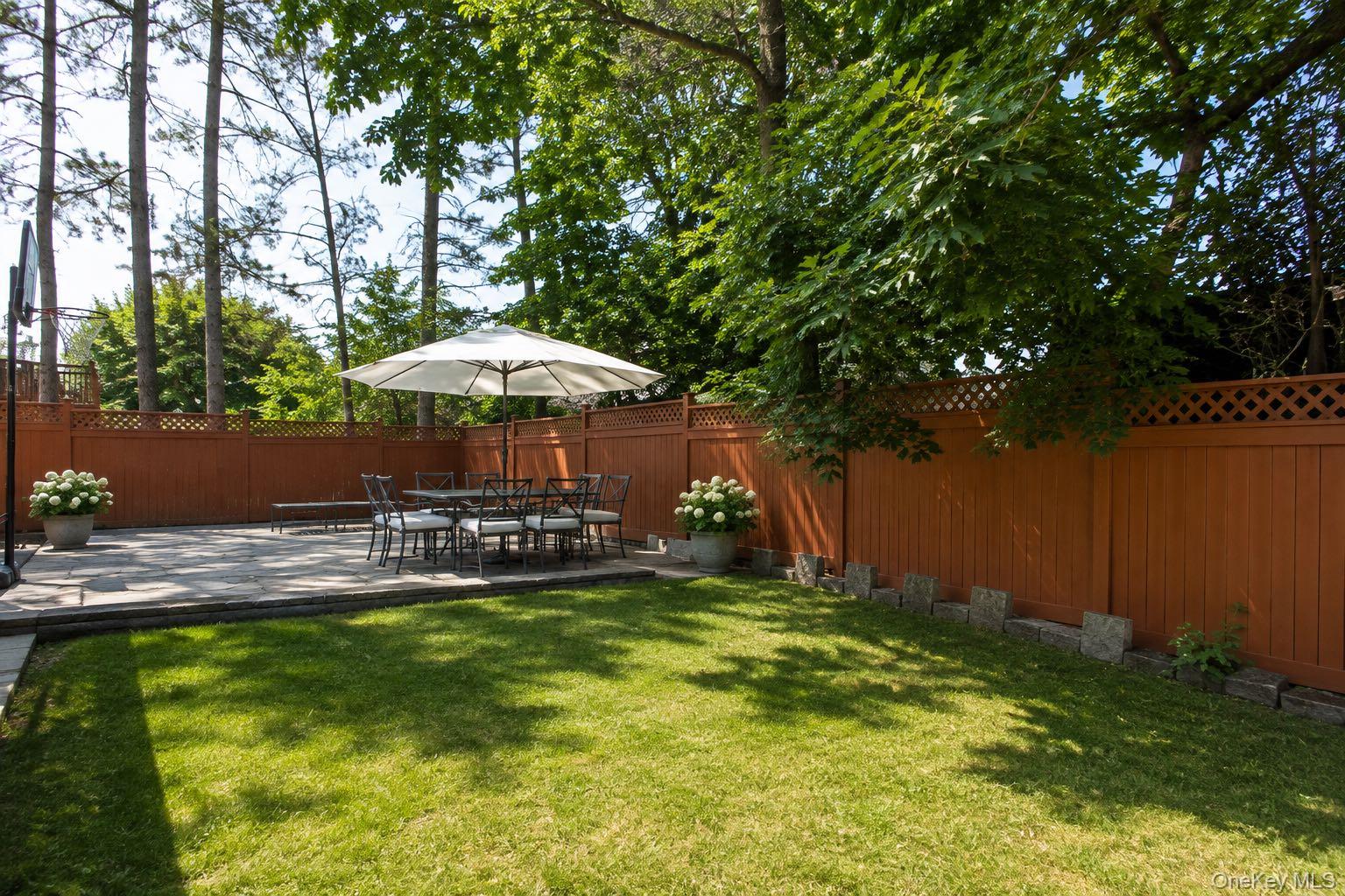 233 Kneeland Avenue Property Photo 41