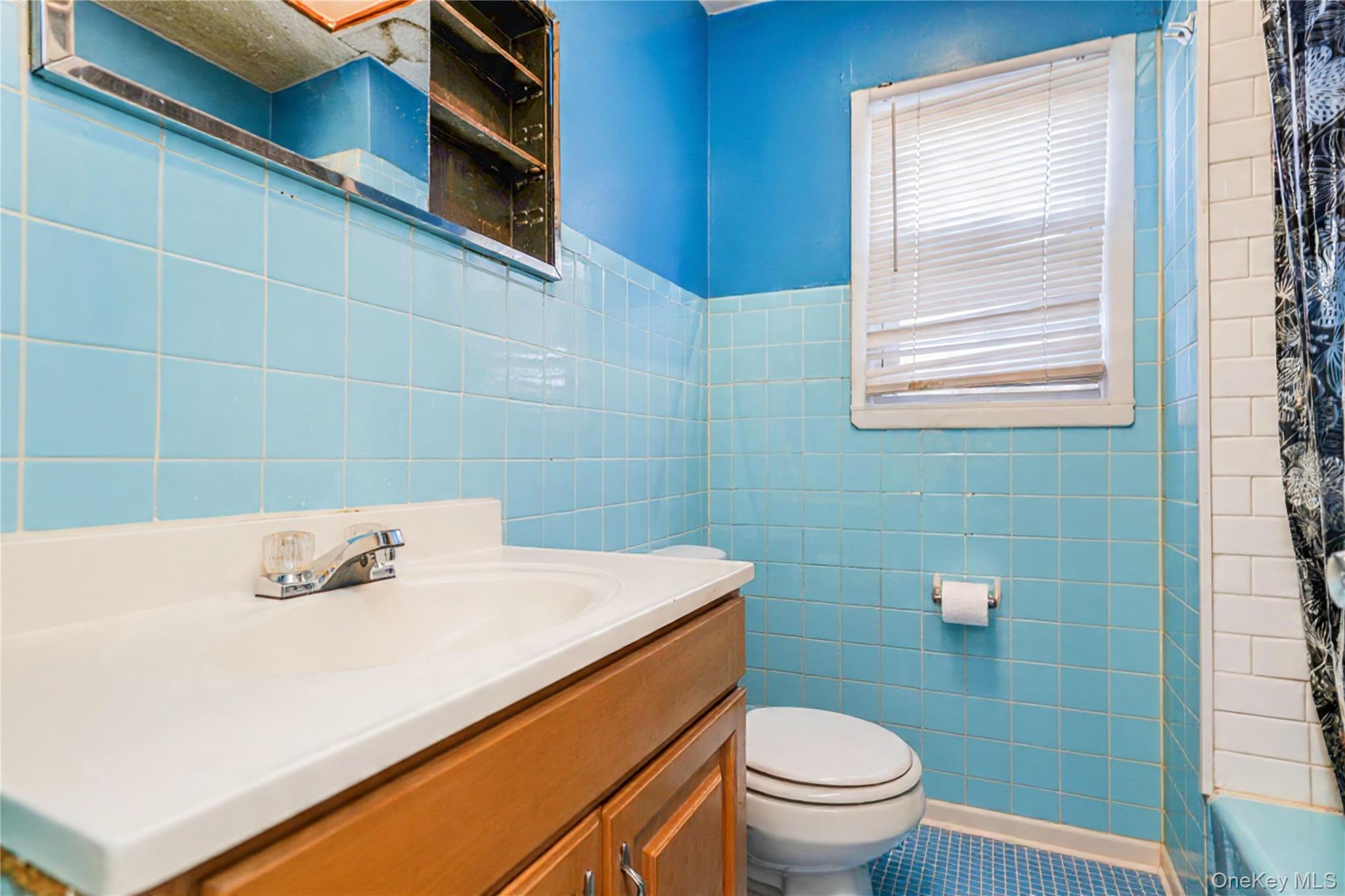 2579 Cropsey Ave Cropsey Avenue Property Photo 26