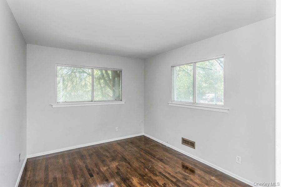 14 Central Park Road Property Photo 2