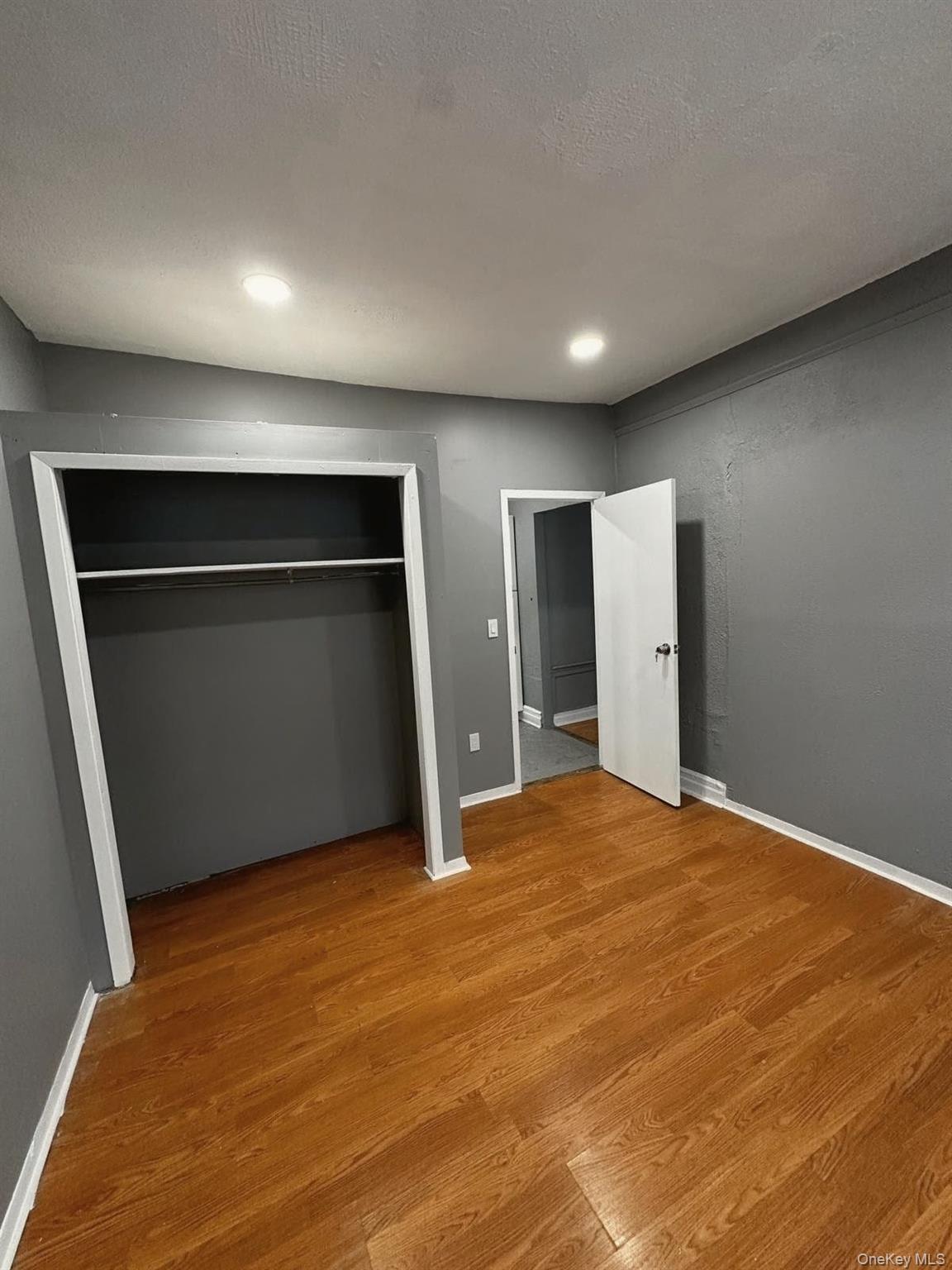 2515 Holland Avenue Property Photo 9