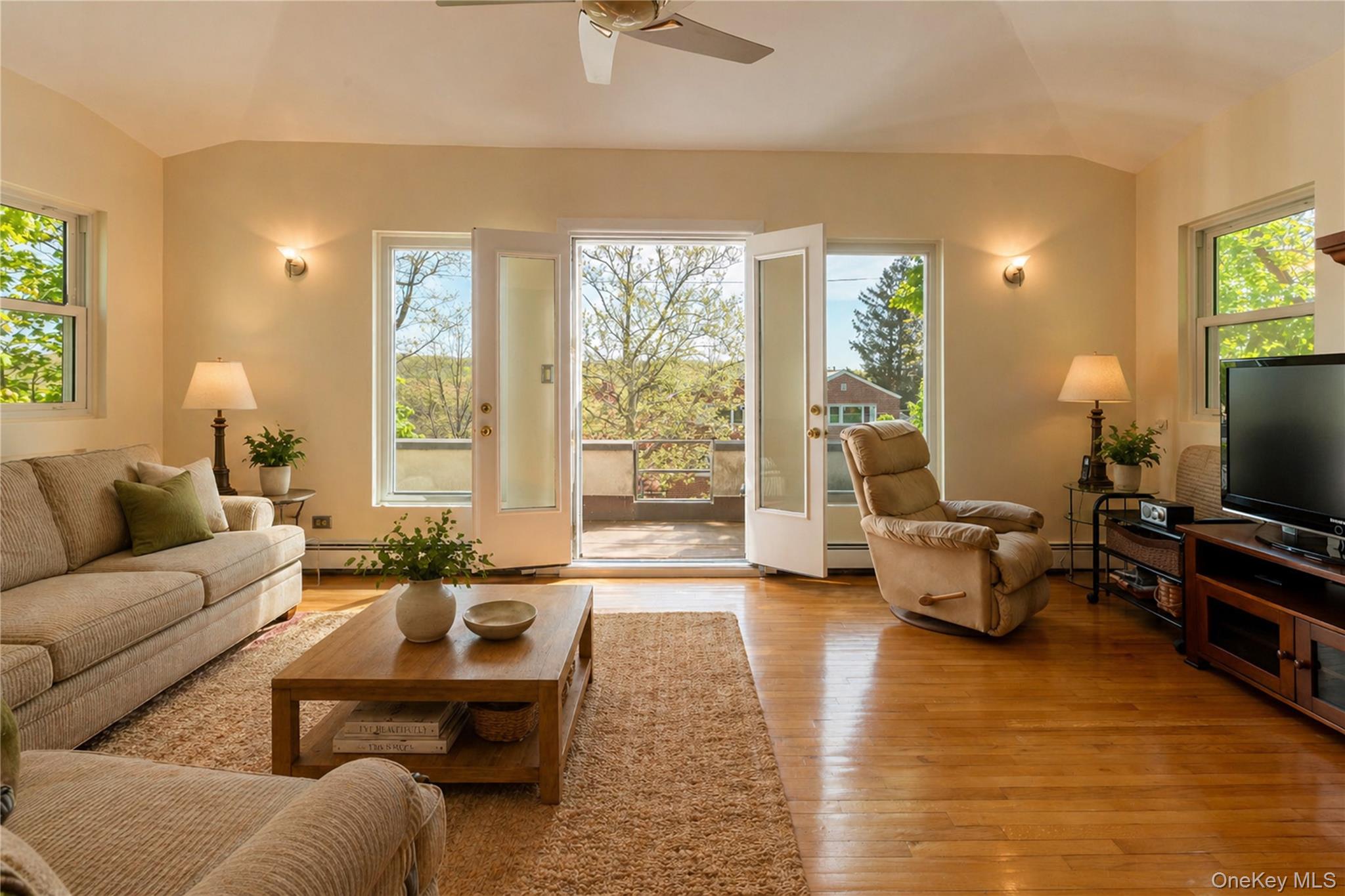 5629 Sylvan Avenue Property Photo 11