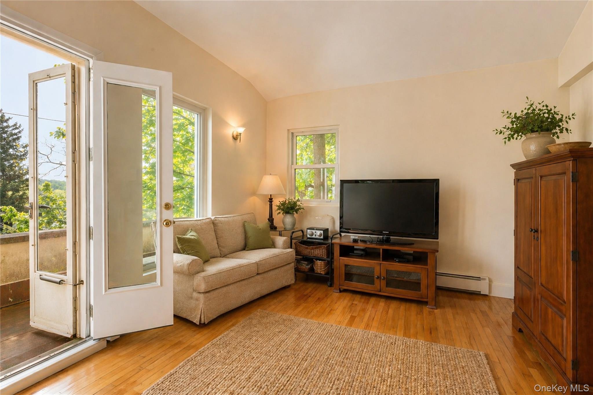 5629 Sylvan Avenue Property Photo 12