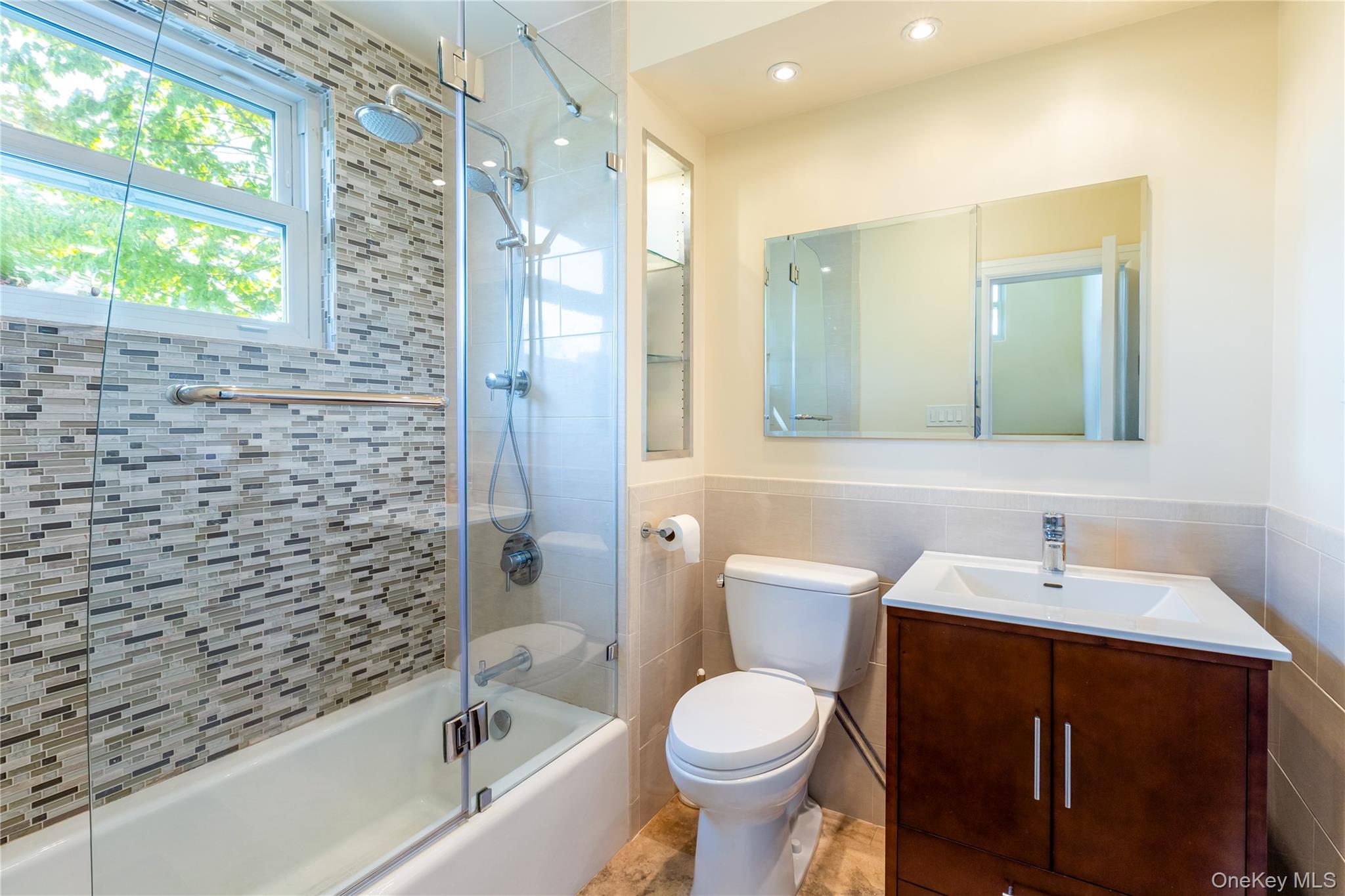 5629 Sylvan Avenue Property Photo 33