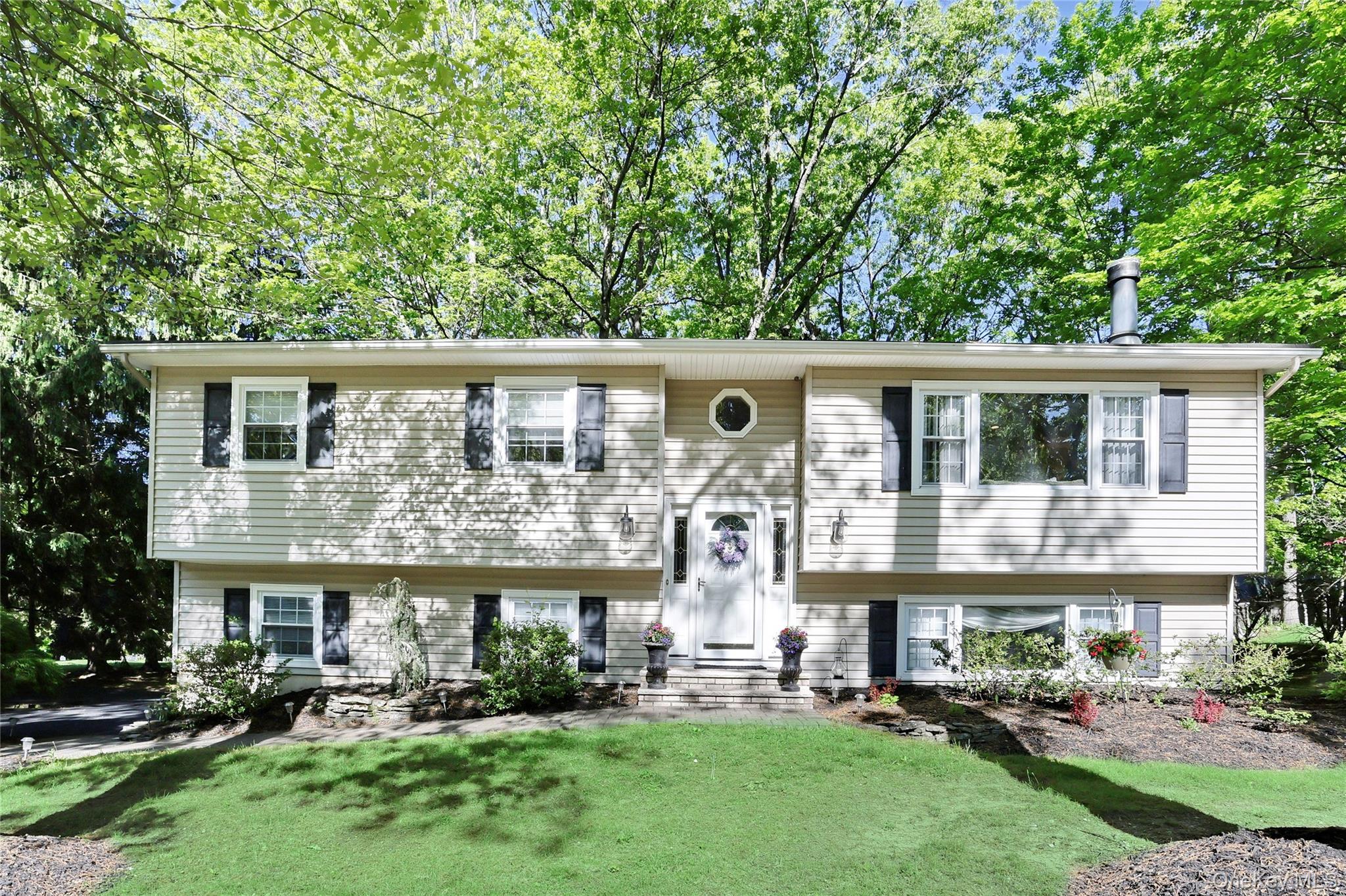 3 Durham Lane Property Photo 2