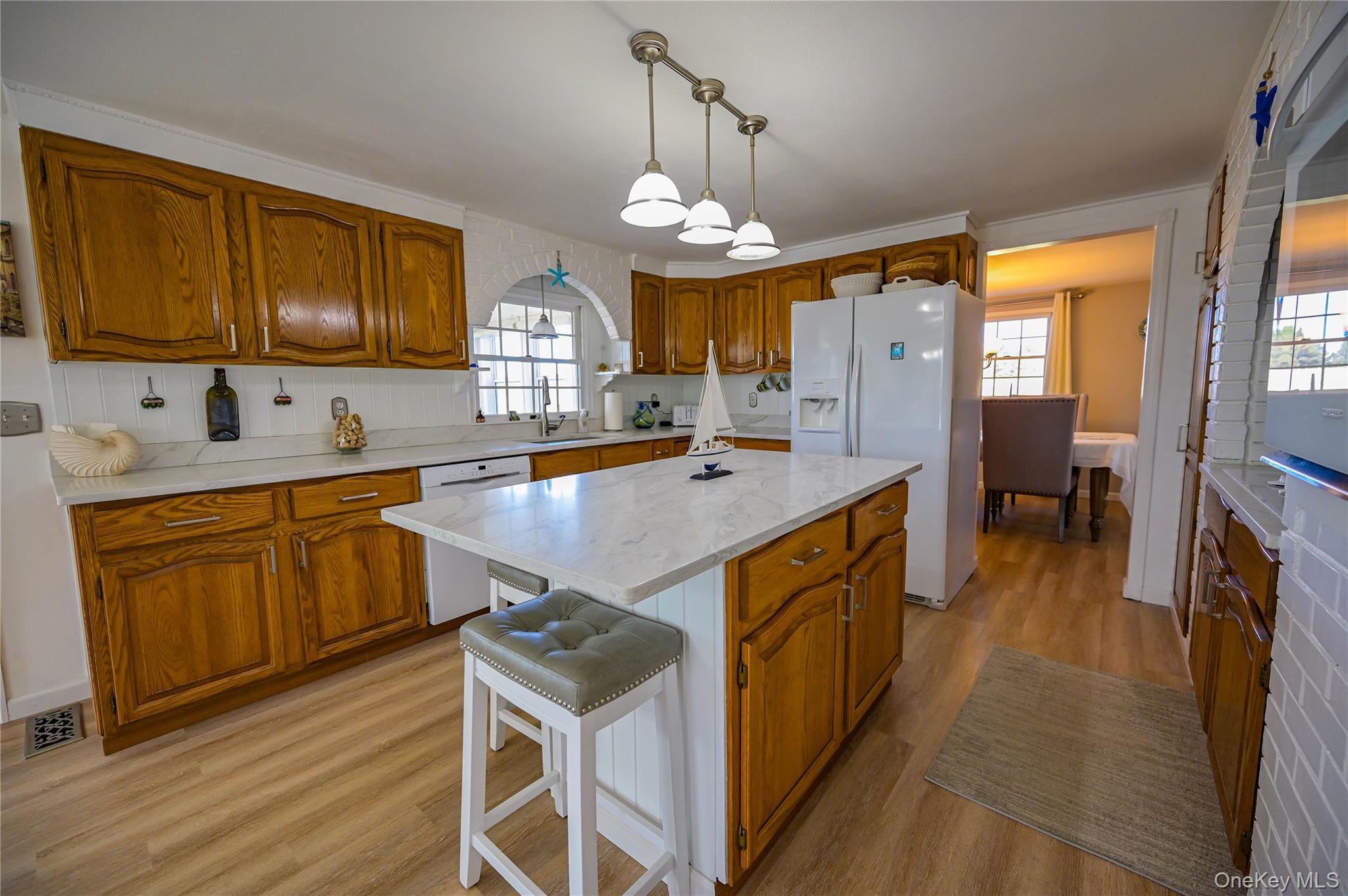 9339 Crooked Hill Road Property Photo 7