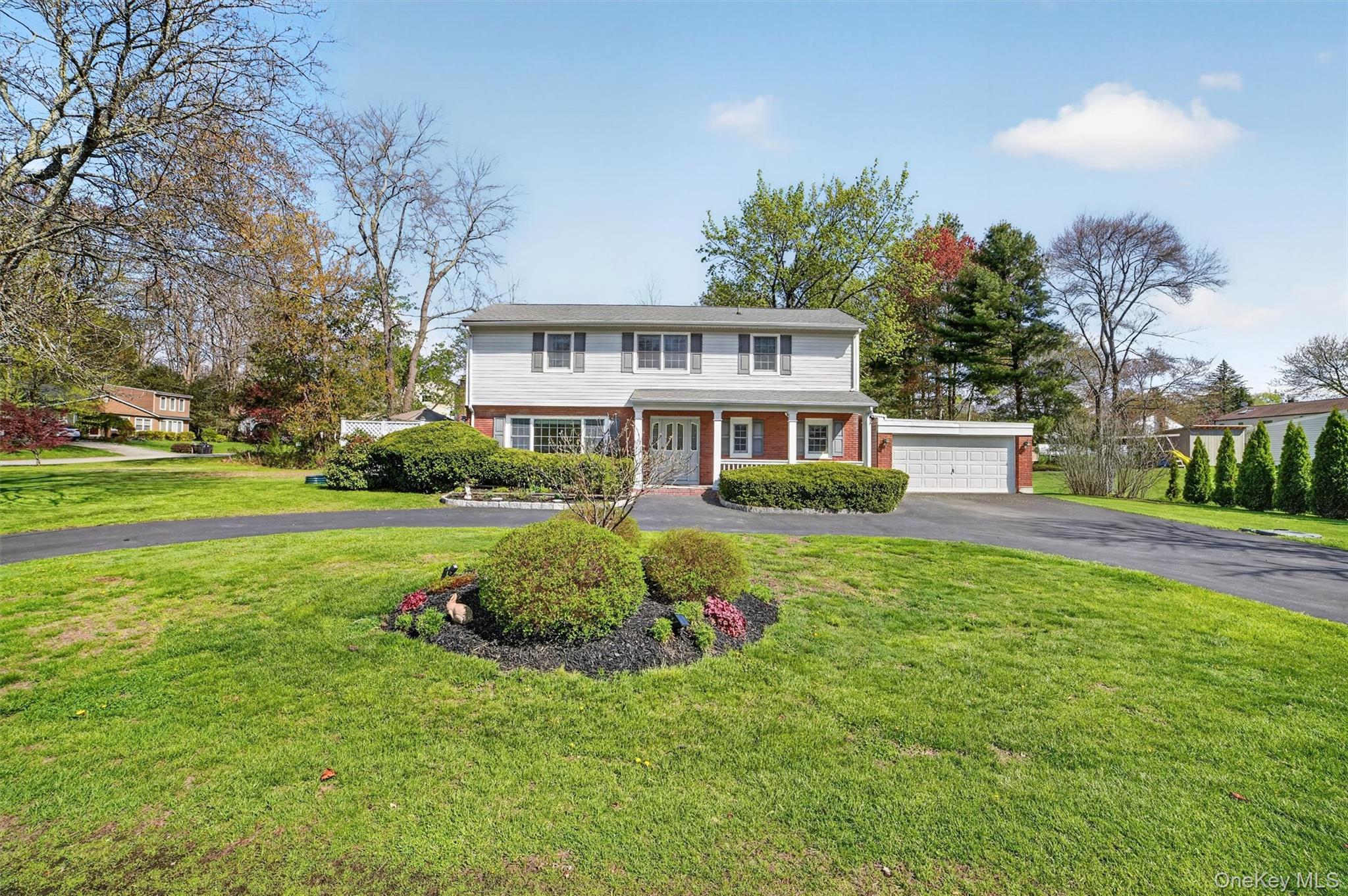 984 Fox Meadow Road Property Photo 3