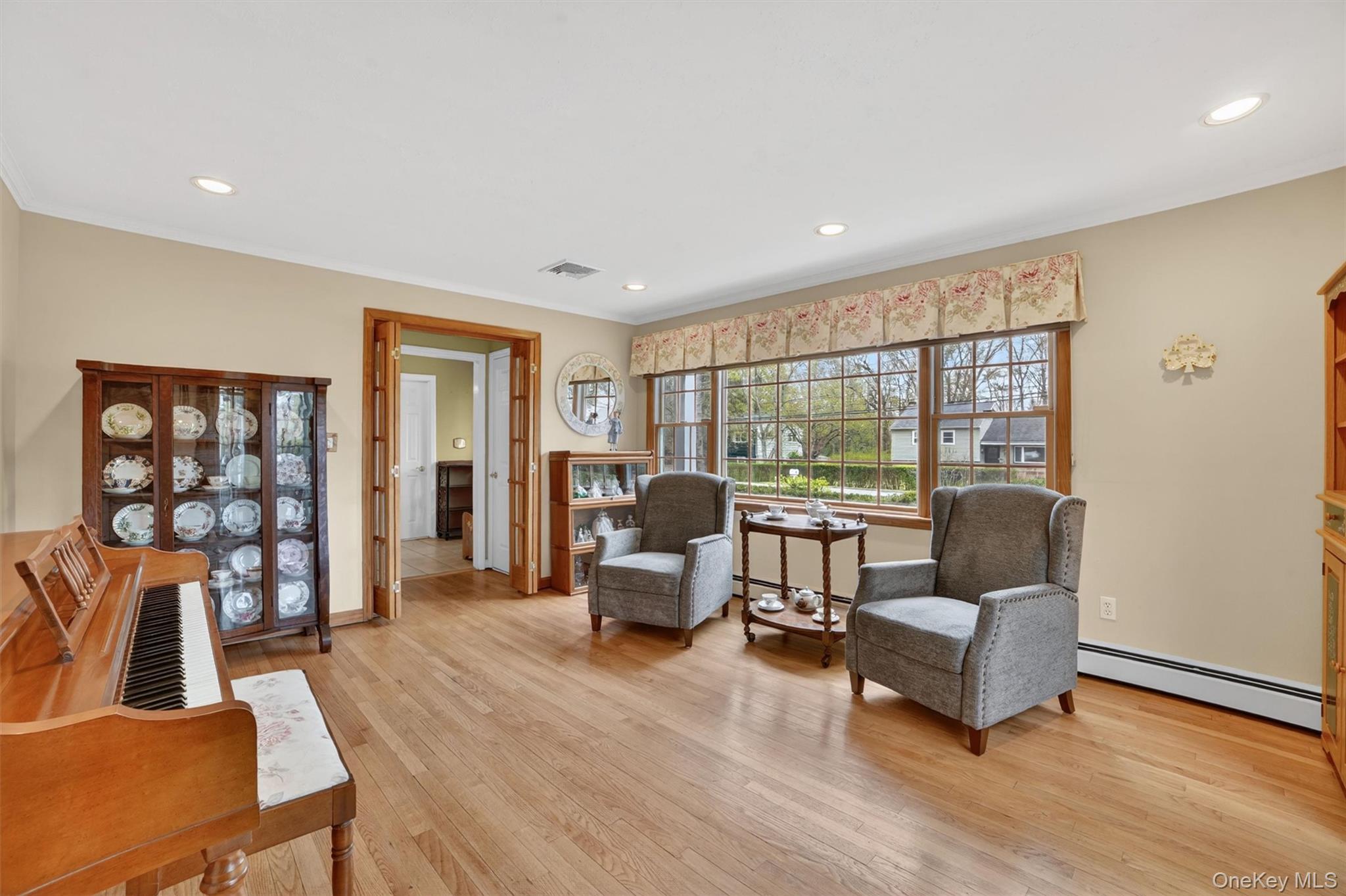 984 Fox Meadow Road Property Photo 7