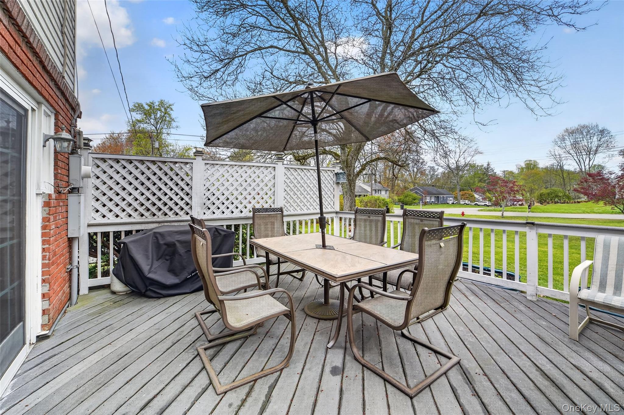 984 Fox Meadow Road Property Photo 8