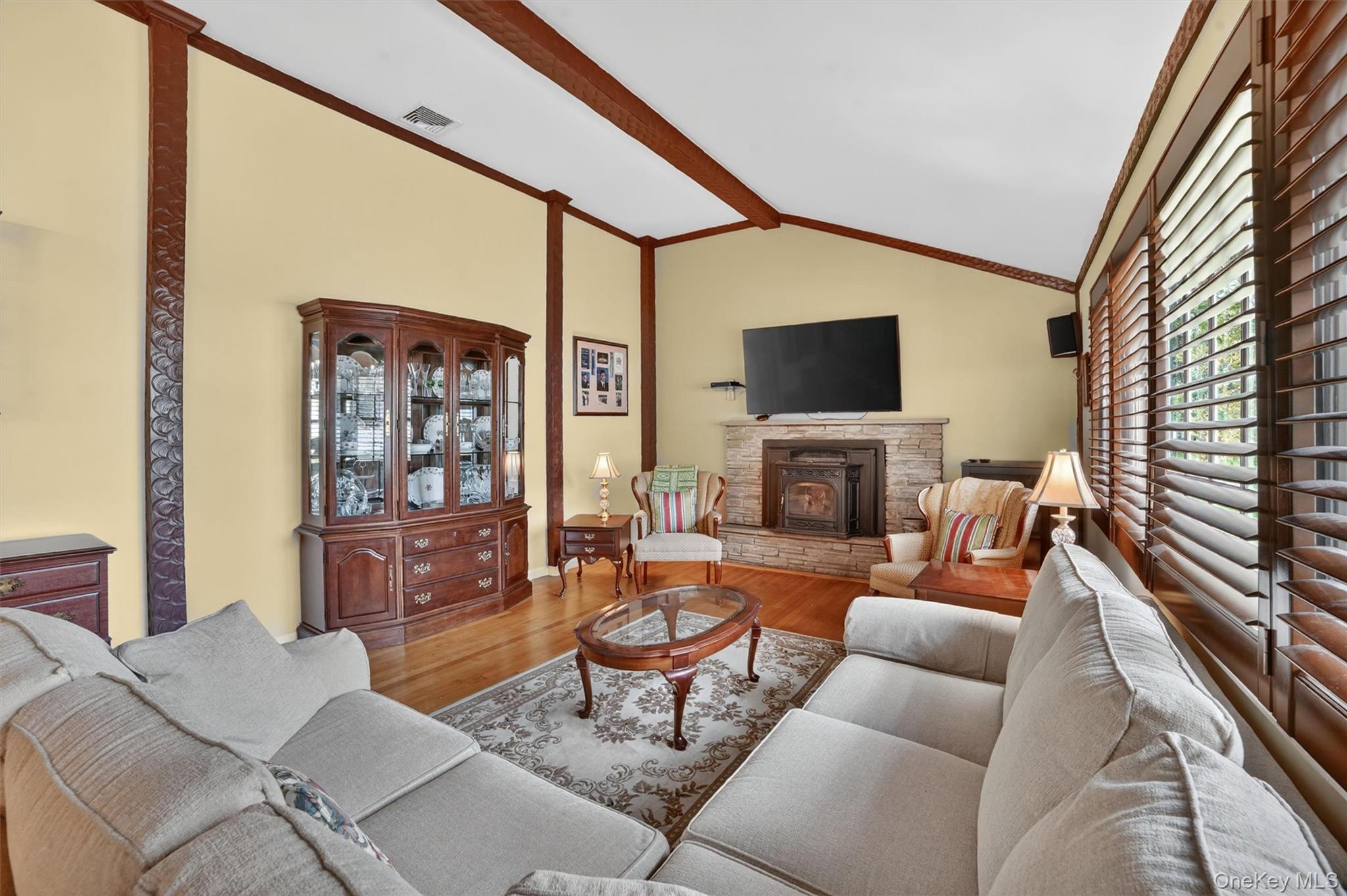 984 Fox Meadow Road Property Photo 13