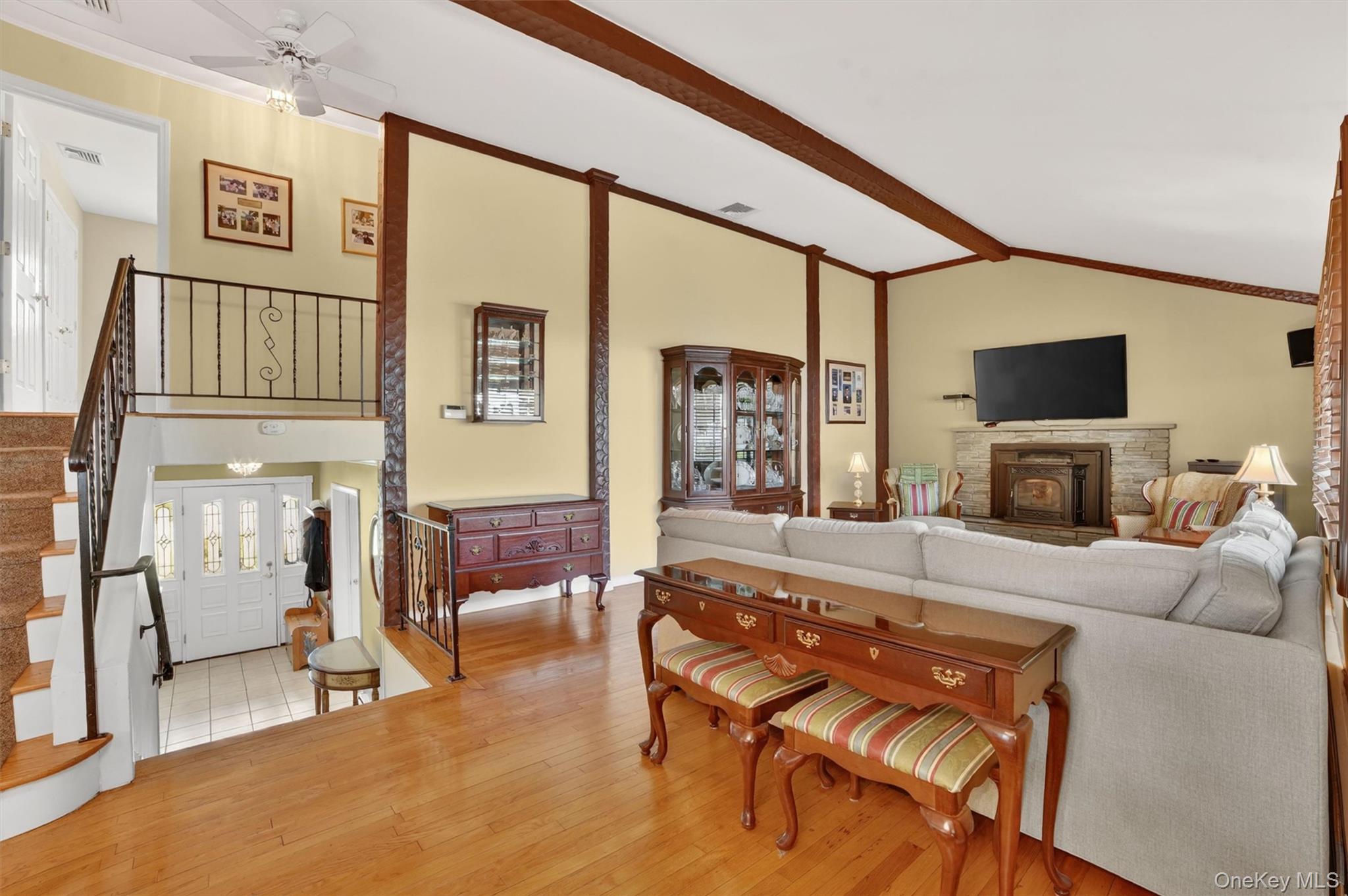 984 Fox Meadow Road Property Photo 14